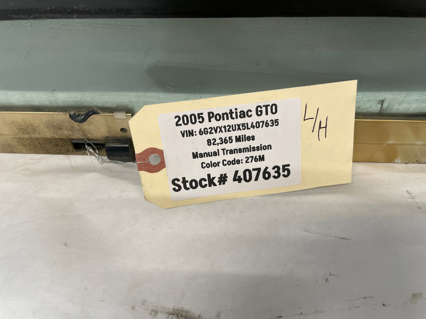 2005 Pontiac GTO LH Driver Front Door Window Glass OEM - Day's Parts Yard