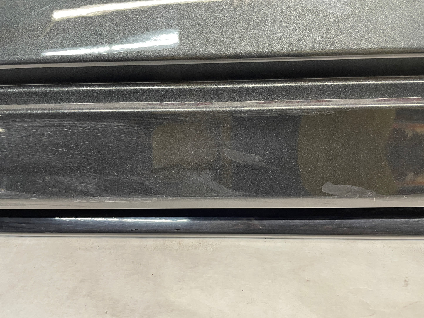 2016 Cadillac ATS-V Coupe RH Passenger Side Skirt Rocker Molding Panel Black OEM - Day's Parts Yard