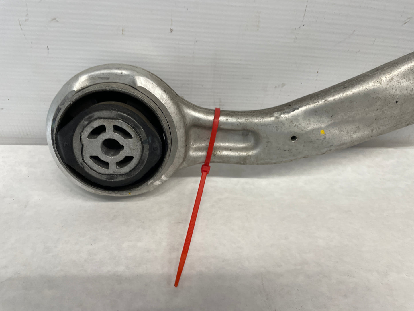 2020 Chevy Camaro SS LZ RH Passenger Front Lower Control Arm Link OEM - Day's Parts Yard