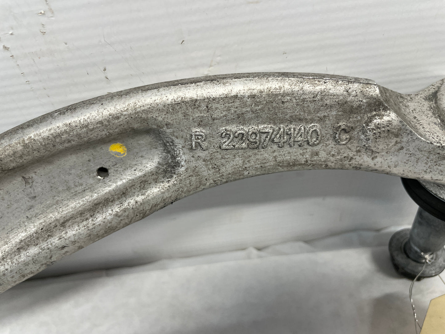 2020 Chevy Camaro SS LZ RH Passenger Front Lower Control Arm Link OEM - Day's Parts Yard
