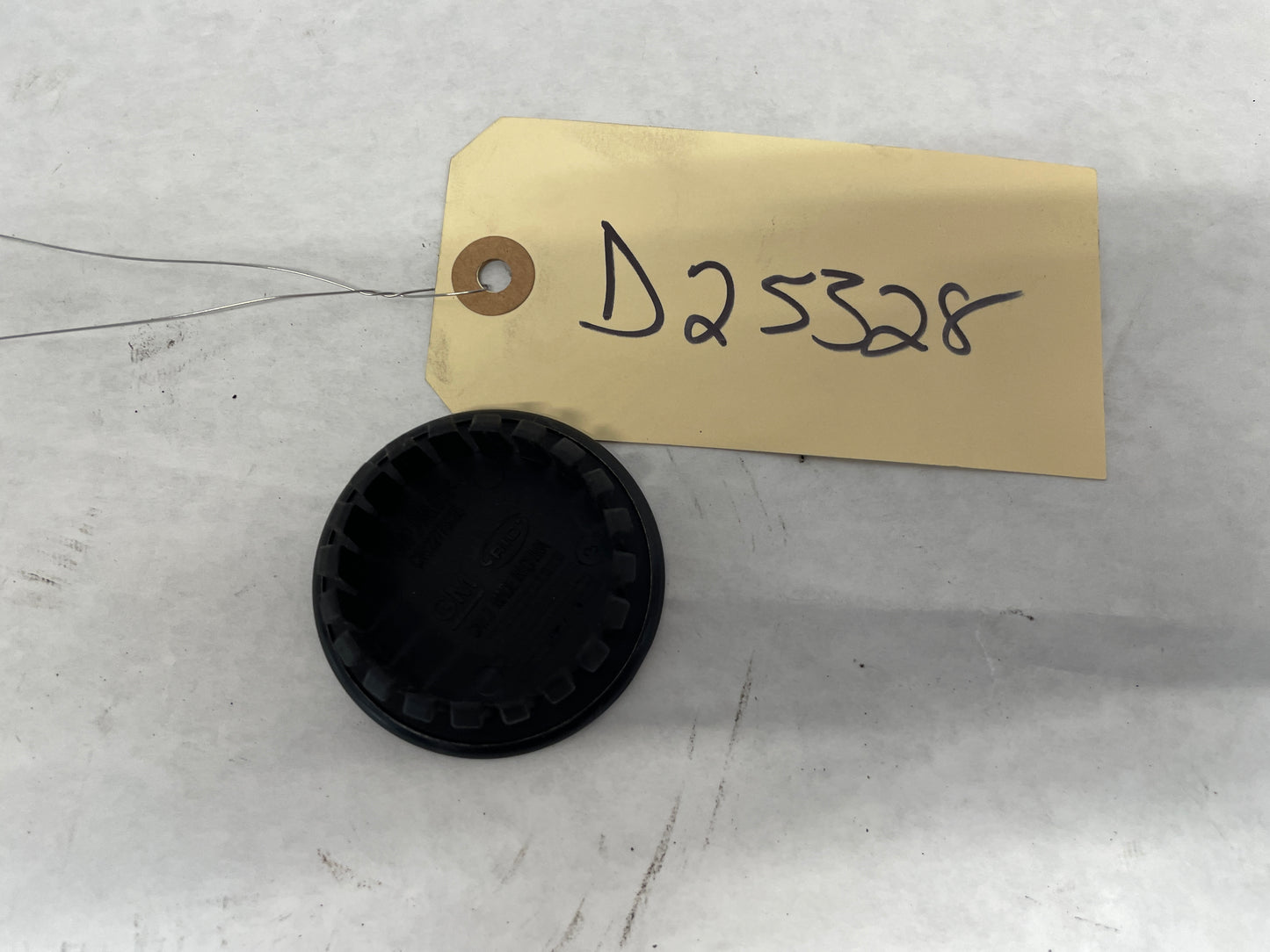 2020 Chevy Camaro SS LZ Wheel Center Cap OEM - Day's Parts Yard