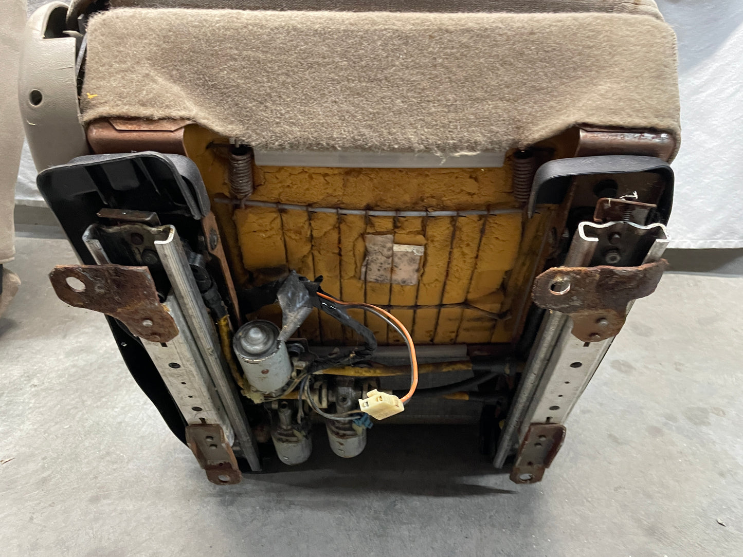 1998 Chevy Camaro Z28 Seats Fronts and Rears Tan Cloth OEM LOCAL PICK UP ONLY - Day's Parts Yard