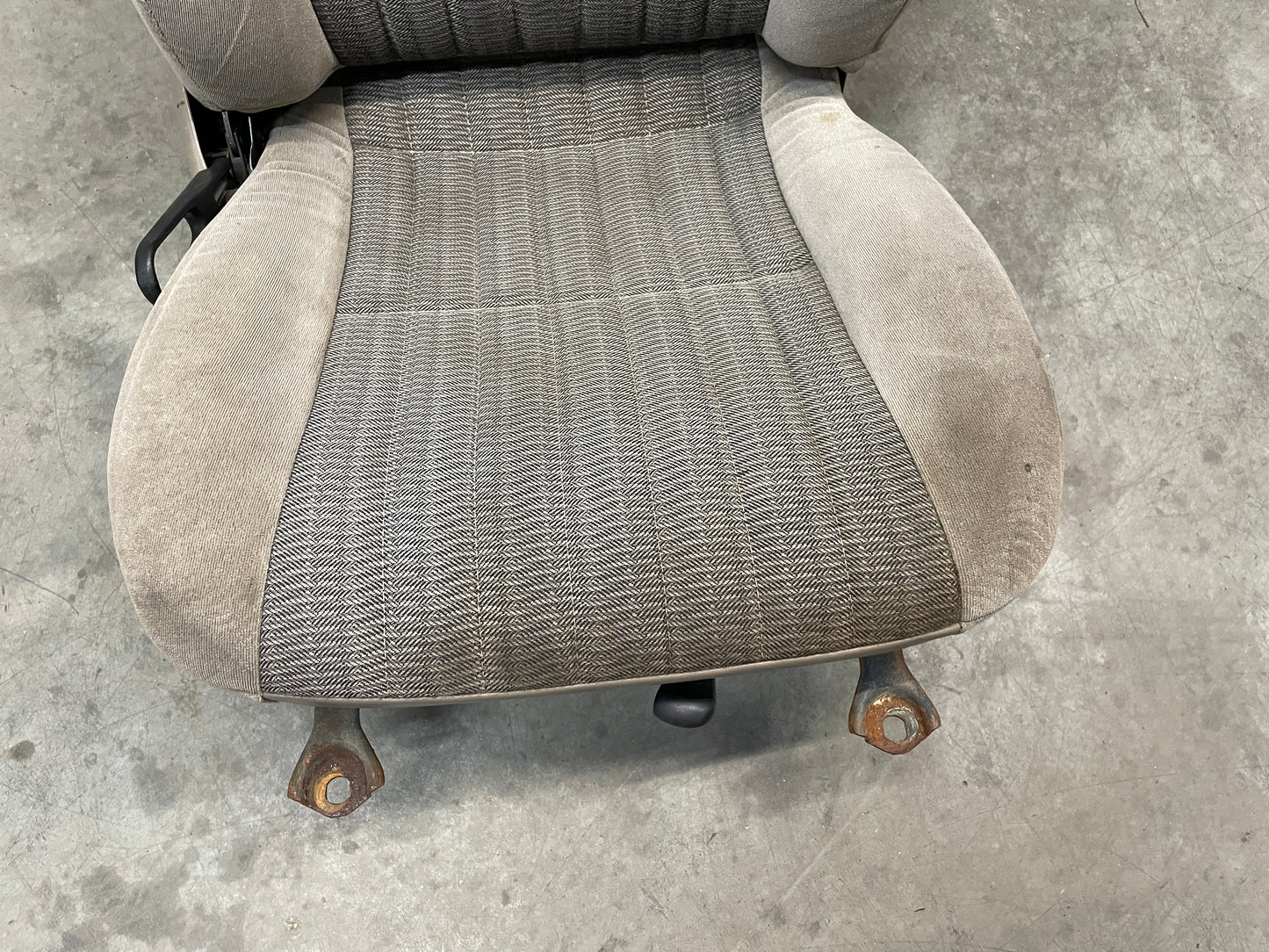 1998 Chevy Camaro Z28 Seats Fronts and Rears Tan Cloth OEM LOCAL PICK UP ONLY - Day's Parts Yard
