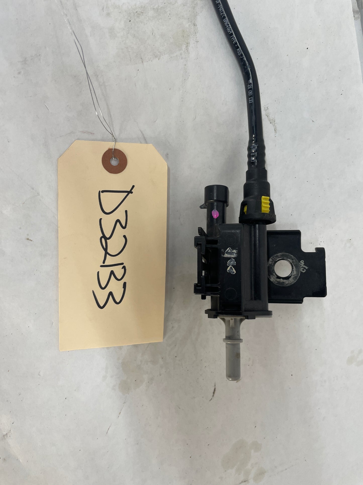 2009 Pontiac G8 GT Intake Manifold EVAP Purge Valve Lines Tubes Hoses Lines OEM - Day's Parts Yard