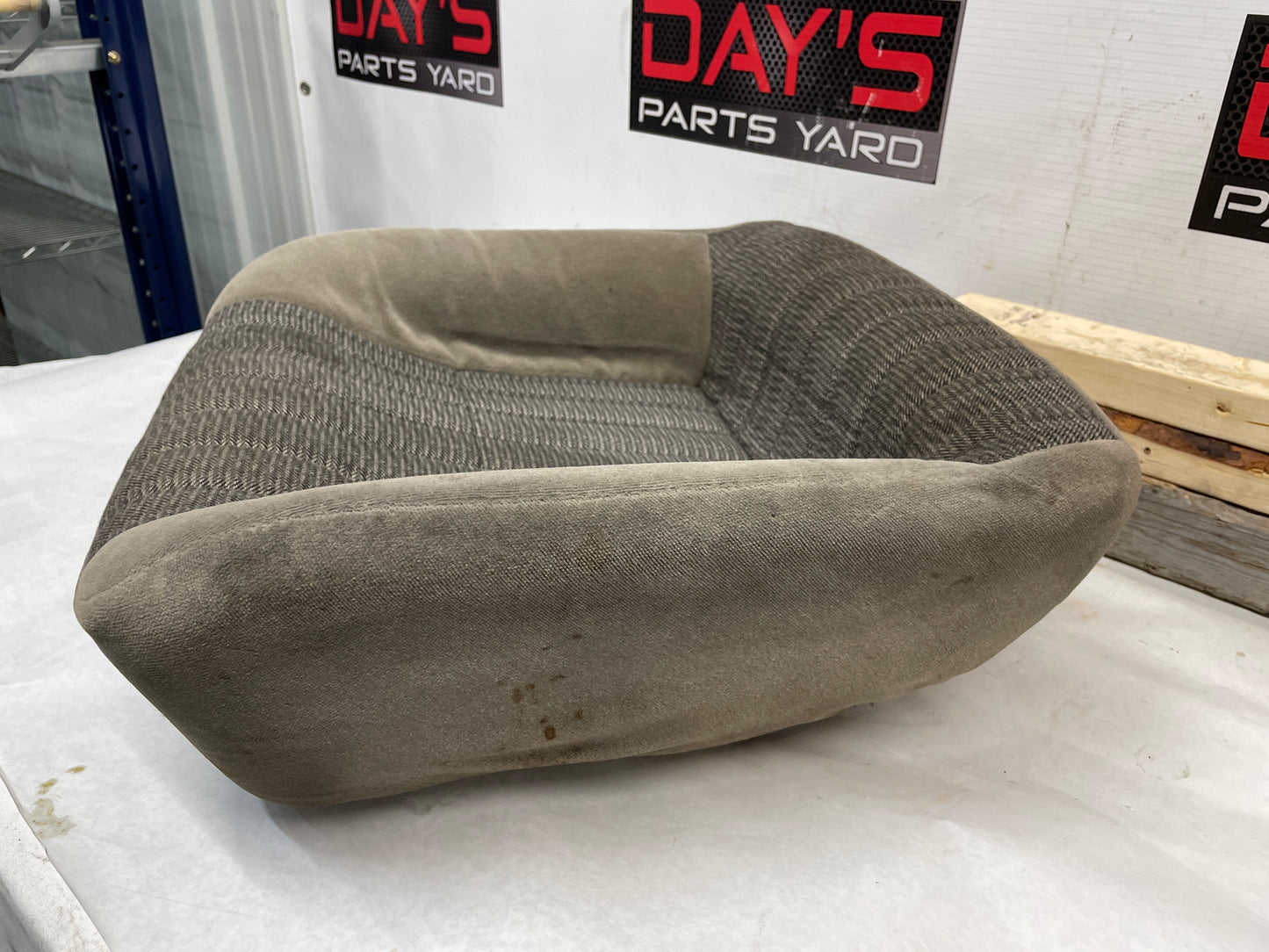 1998 Chevy Camaro Z28 Seats Fronts and Rears Tan Cloth OEM LOCAL PICK UP ONLY - Day's Parts Yard