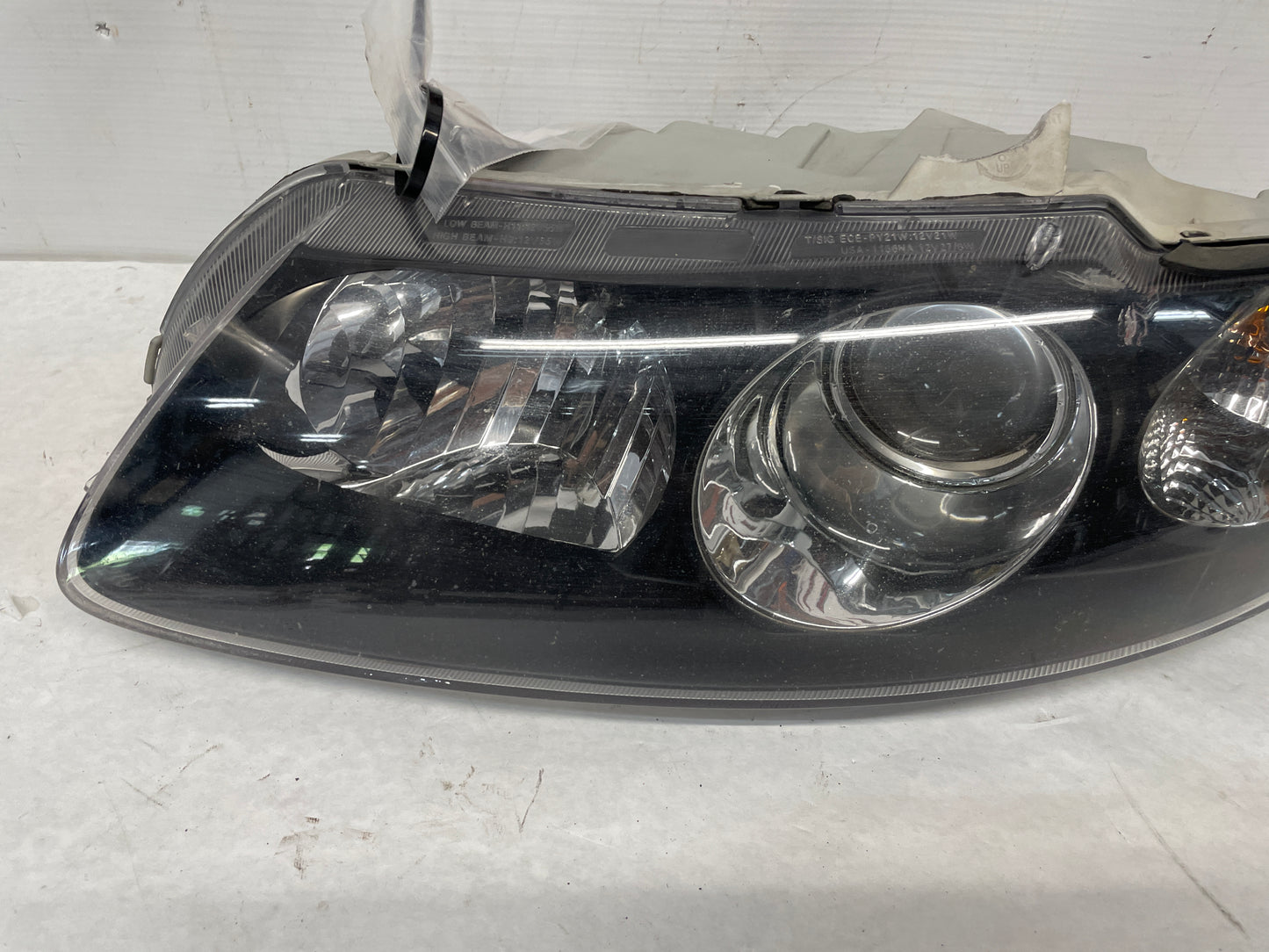 2006 Pontiac GTO LH Driver Head Light Headlight Lamp OEM - Day's Parts Yard