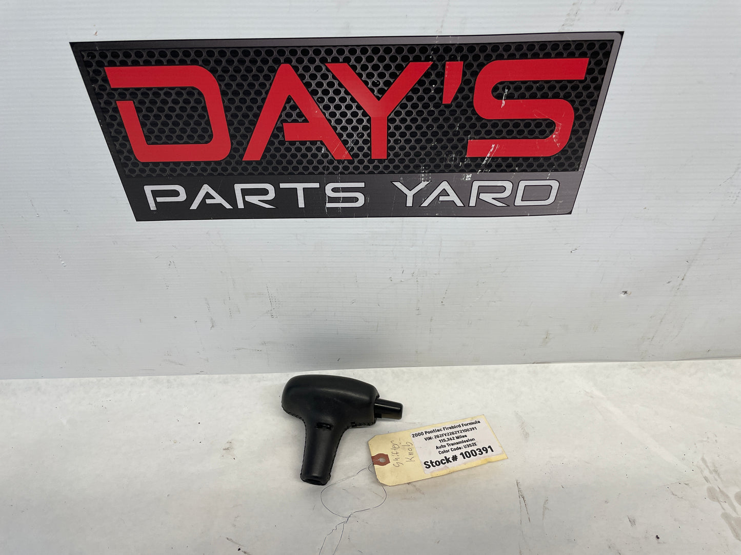 2000 Pontiac Firebird Formula Leather Automatic Shifter Knob Ebony Black OEM - Day's Parts Yard