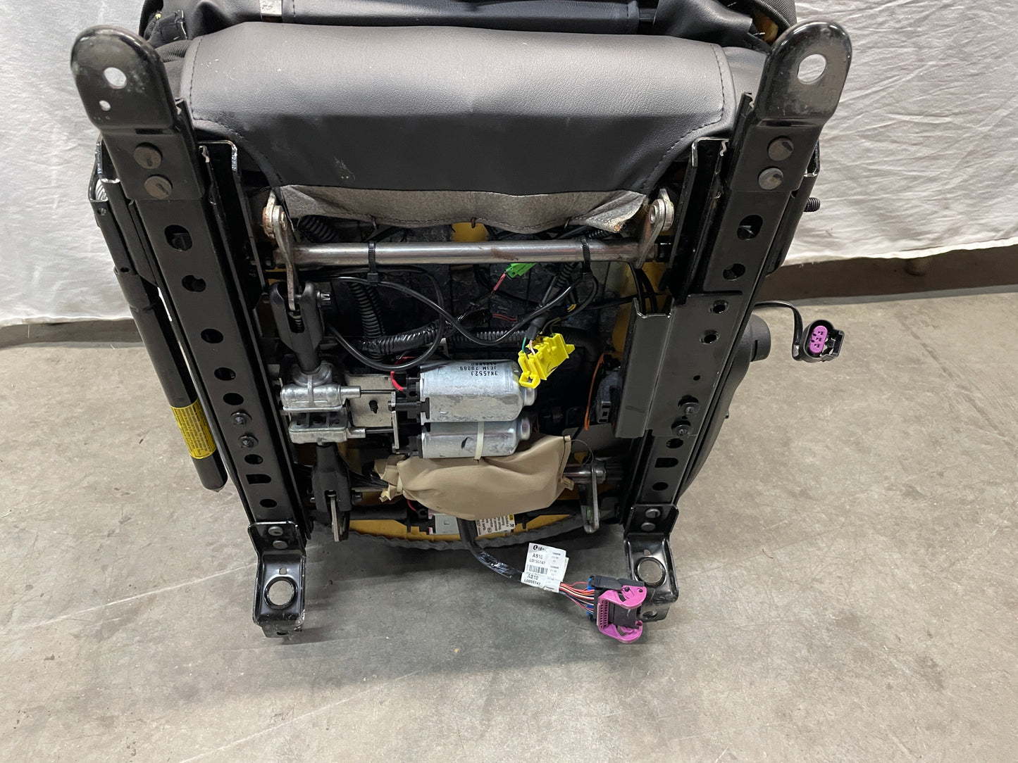 2011 Chevy C6 Corvette Grand Sport Seats Front RH & LH Black Leather OEM - Day's Parts Yard