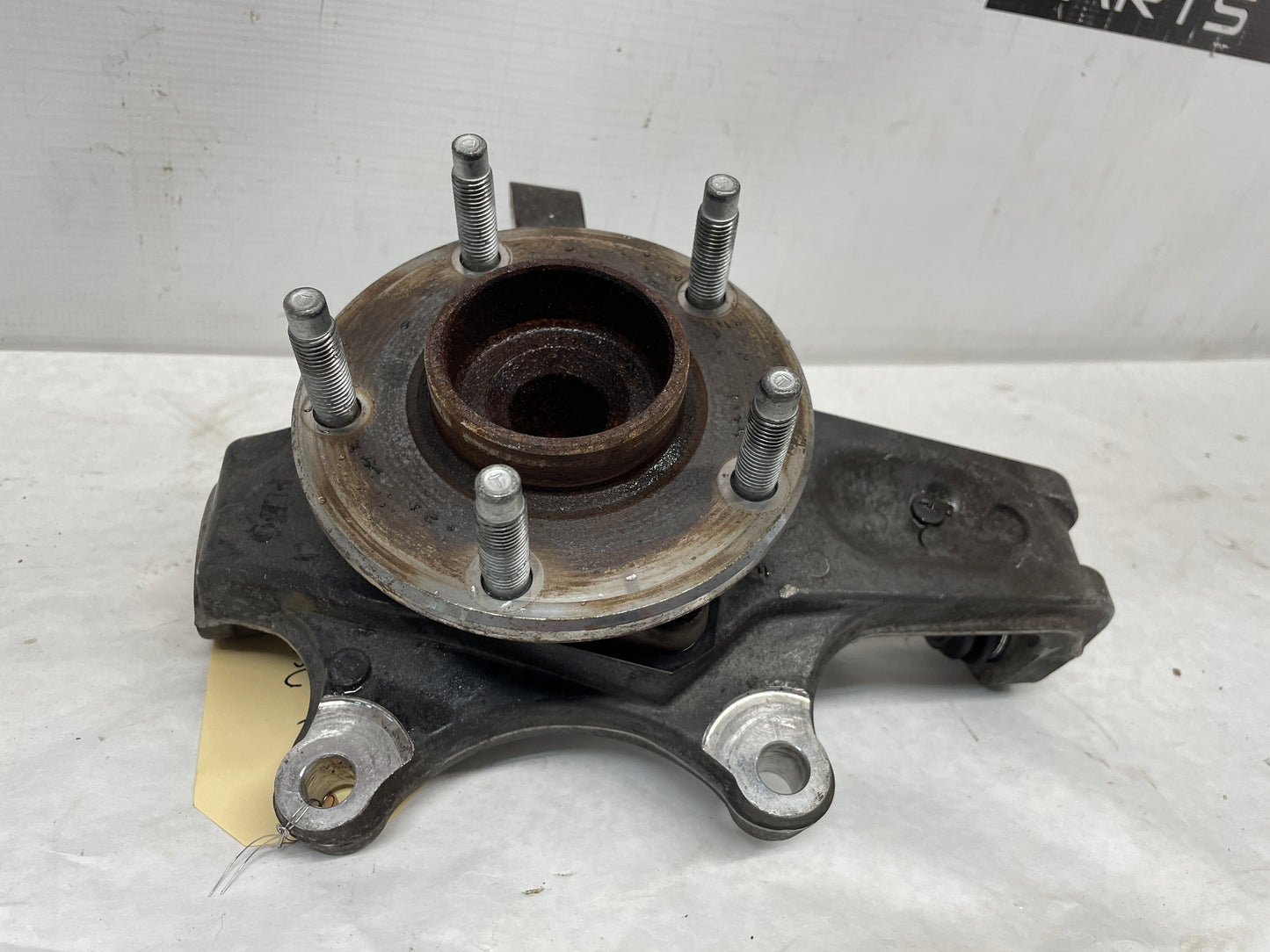 2011 Chevy C6 Corvette Grand Sport LH Driver Front Spindle Knuckle Hub OEM - Day's Parts Yard