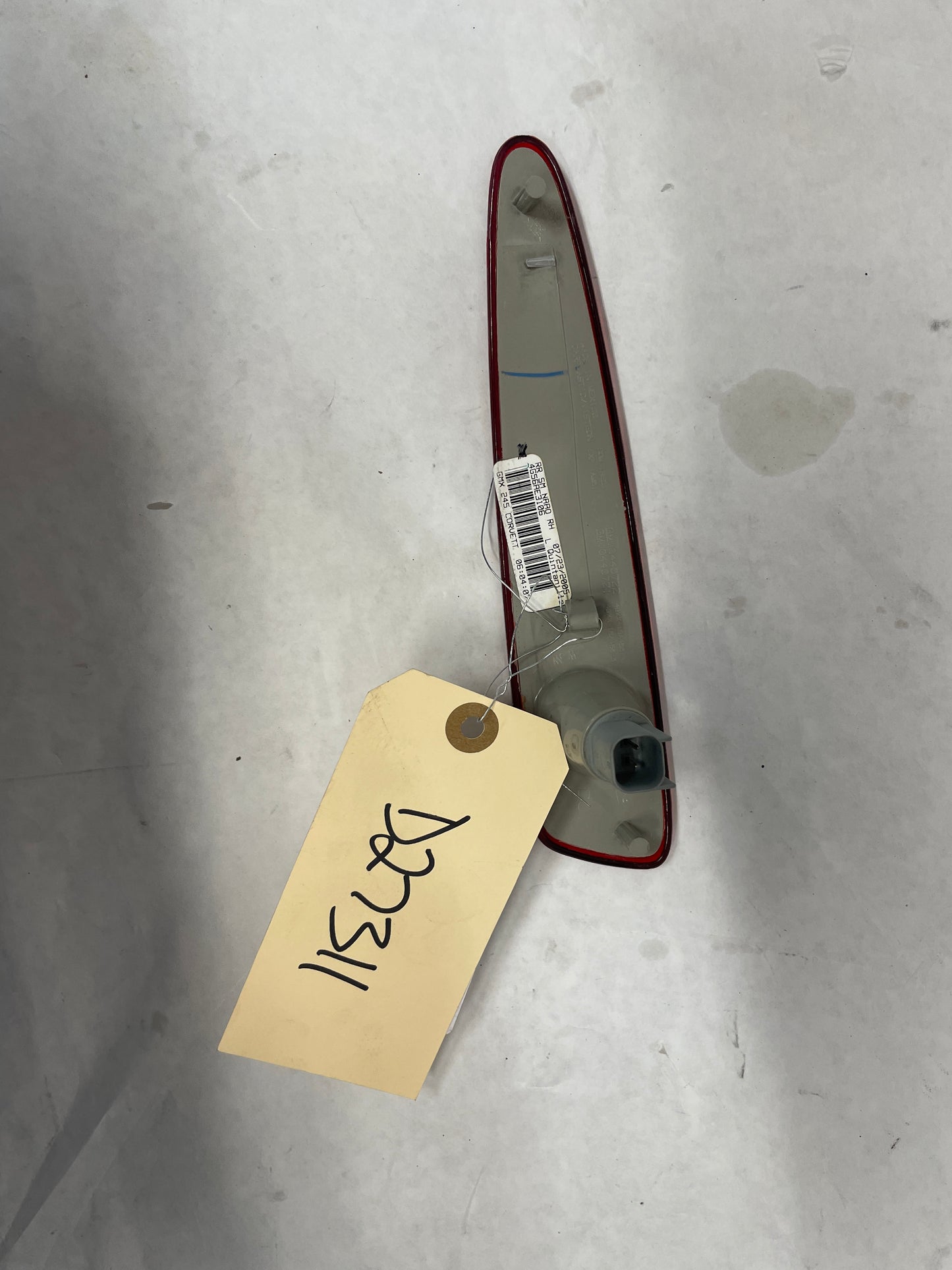 2005 Chevy C6 Corvette RH Passenger Rear Side Marker Light Lamp OEM - Day's Parts Yard