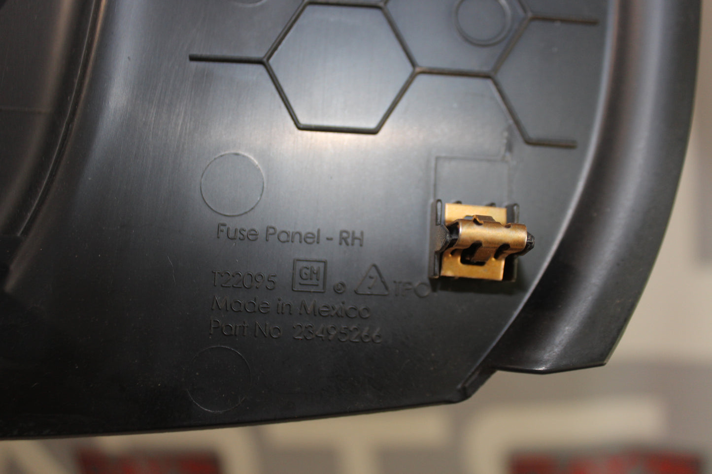 2018 GMC Sierra K2500 Denali RH Passenger Dash End Cap Trim Panel OEM - Day's Parts Yard