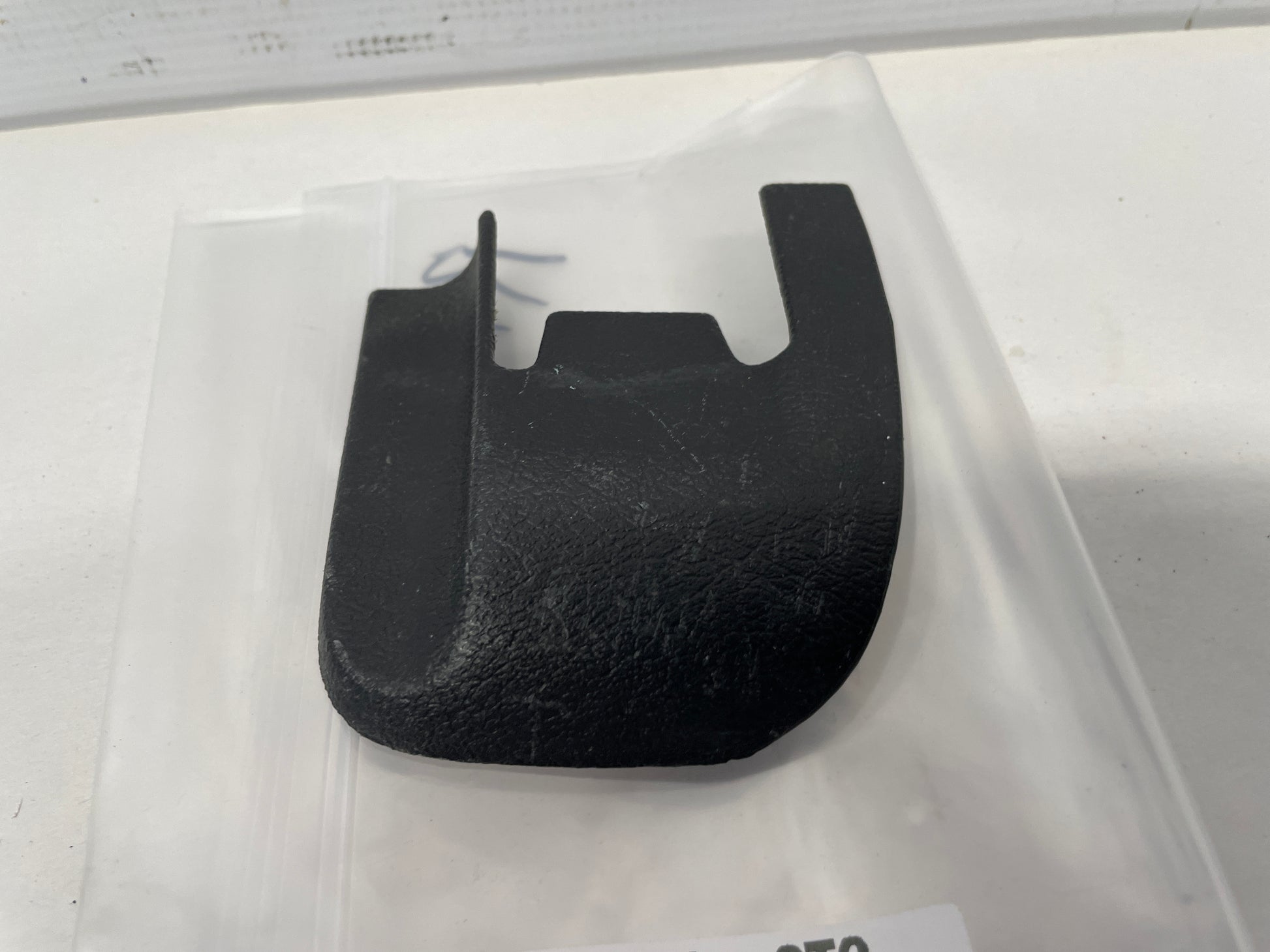 2005 Pontiac GTO RH Passenger Seat Rail Track Bracket Plastic Cover OEM - Day's Parts Yard