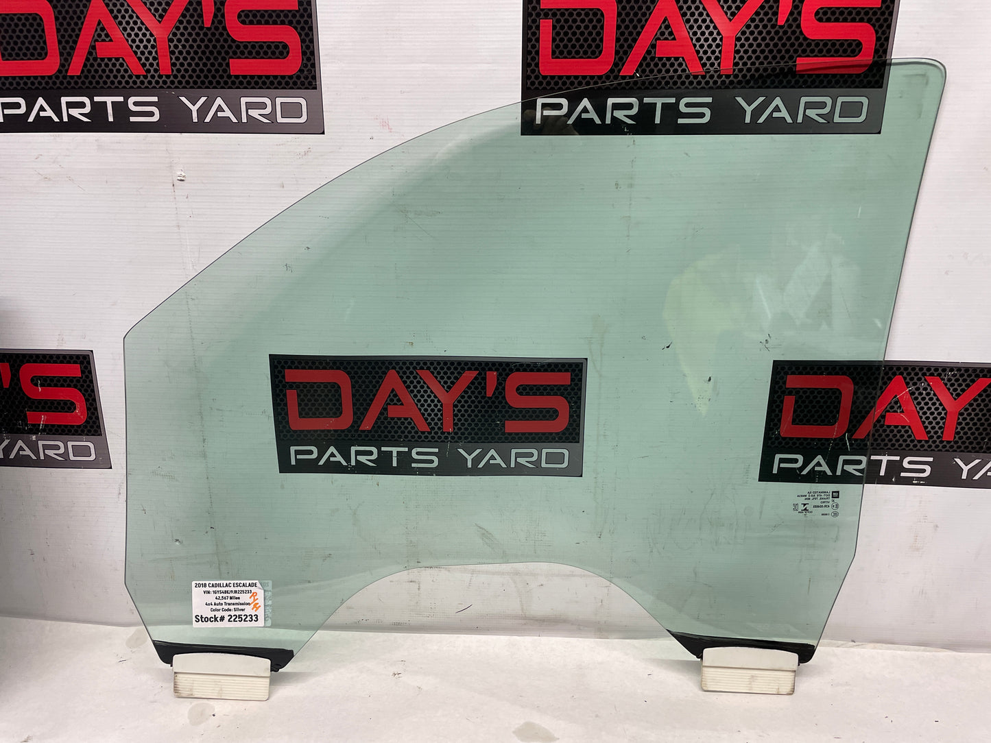 2018 Cadillac Escalade RH Passenger Front Door Window Glass OEM - Day's Parts Yard