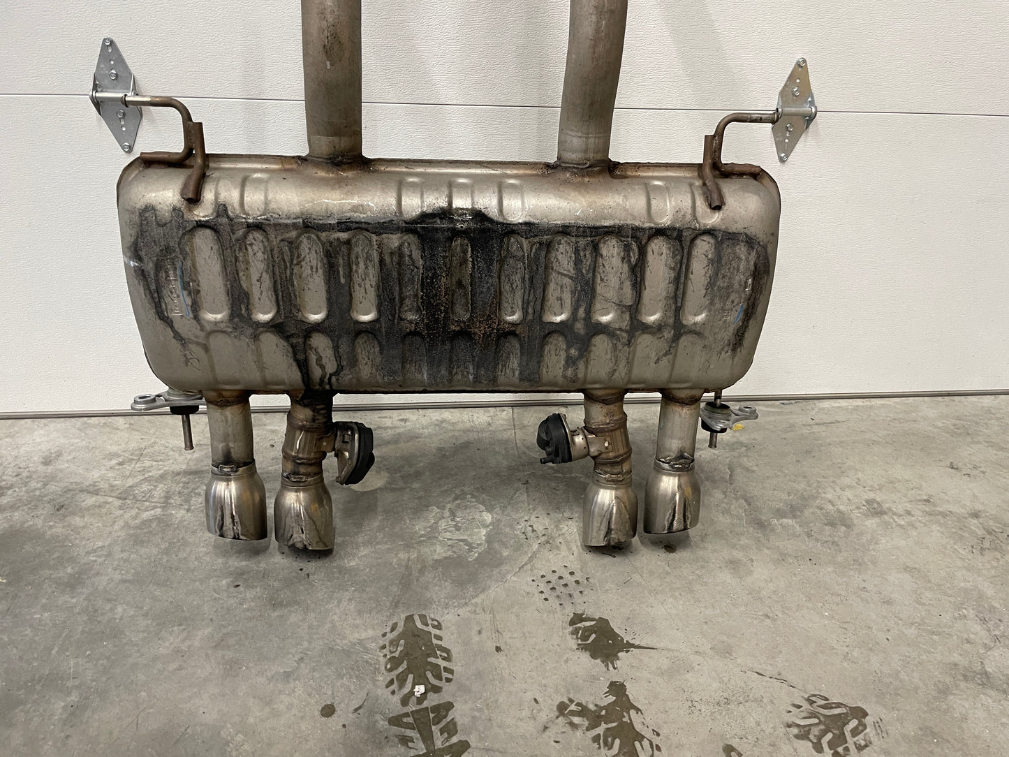 2016 Cadillac ATS-V Coupe Factory OEM Exhaust NPP Active Bi Mode Muffler - Day's Parts Yard