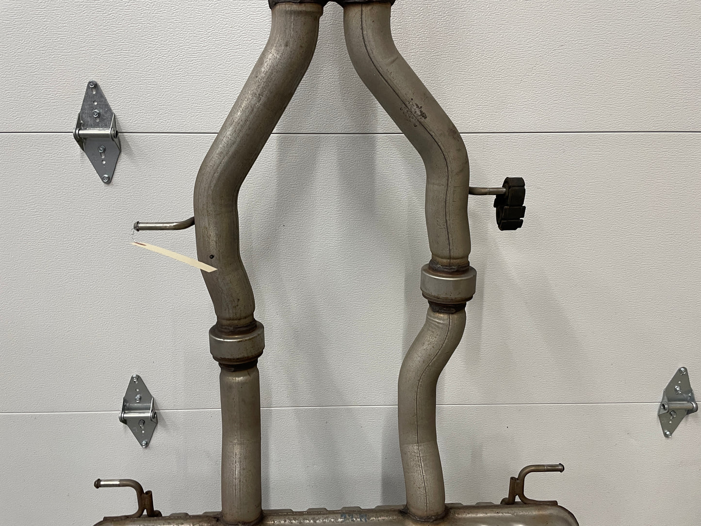 2016 Cadillac ATS-V Coupe Factory OEM Exhaust NPP Active Bi Mode Muffler - Day's Parts Yard
