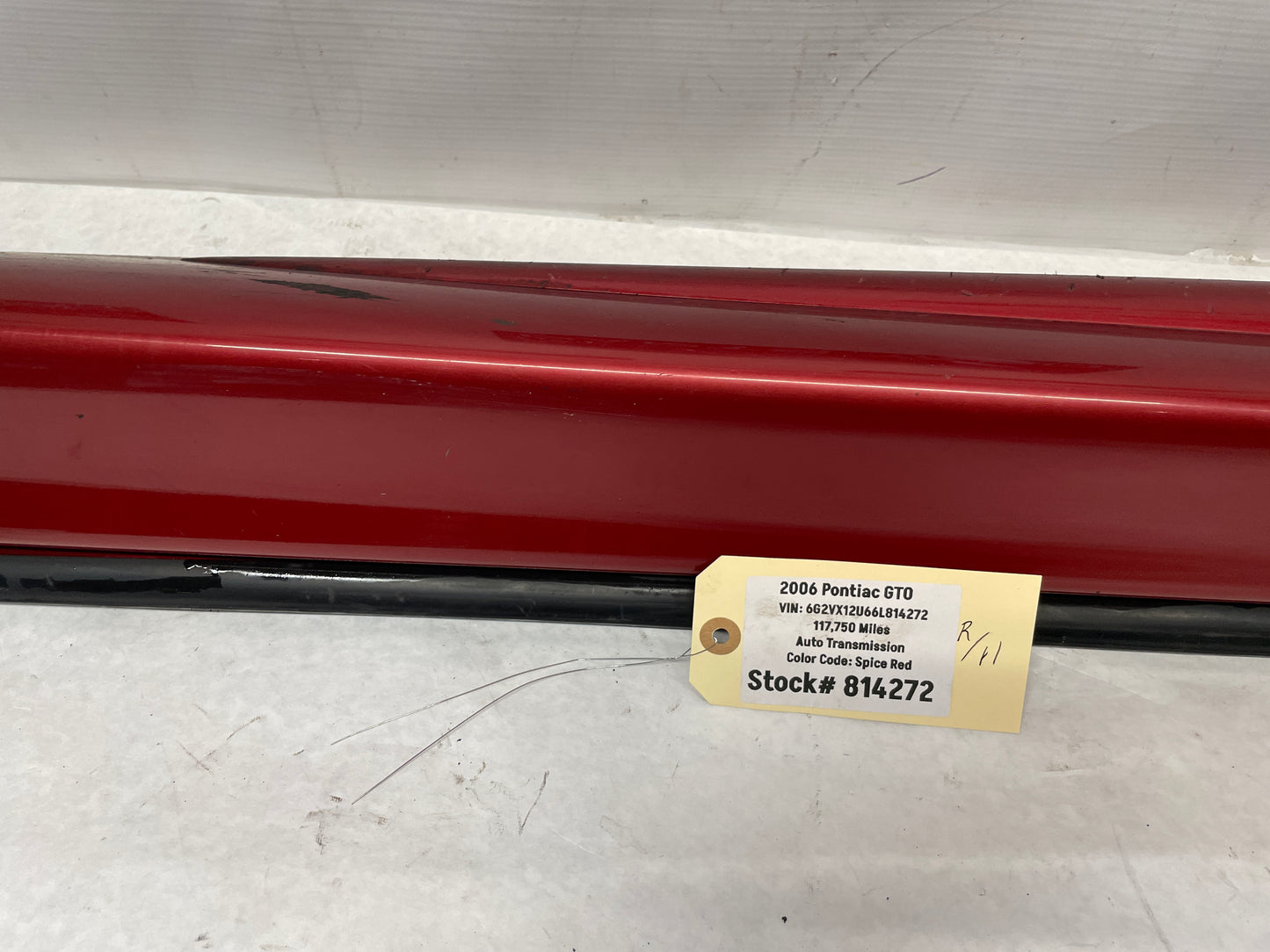 2006 Pontiac GTO RH Passenger Rocker Molding Side Skirt Panel Trim OEM - Day's Parts Yard