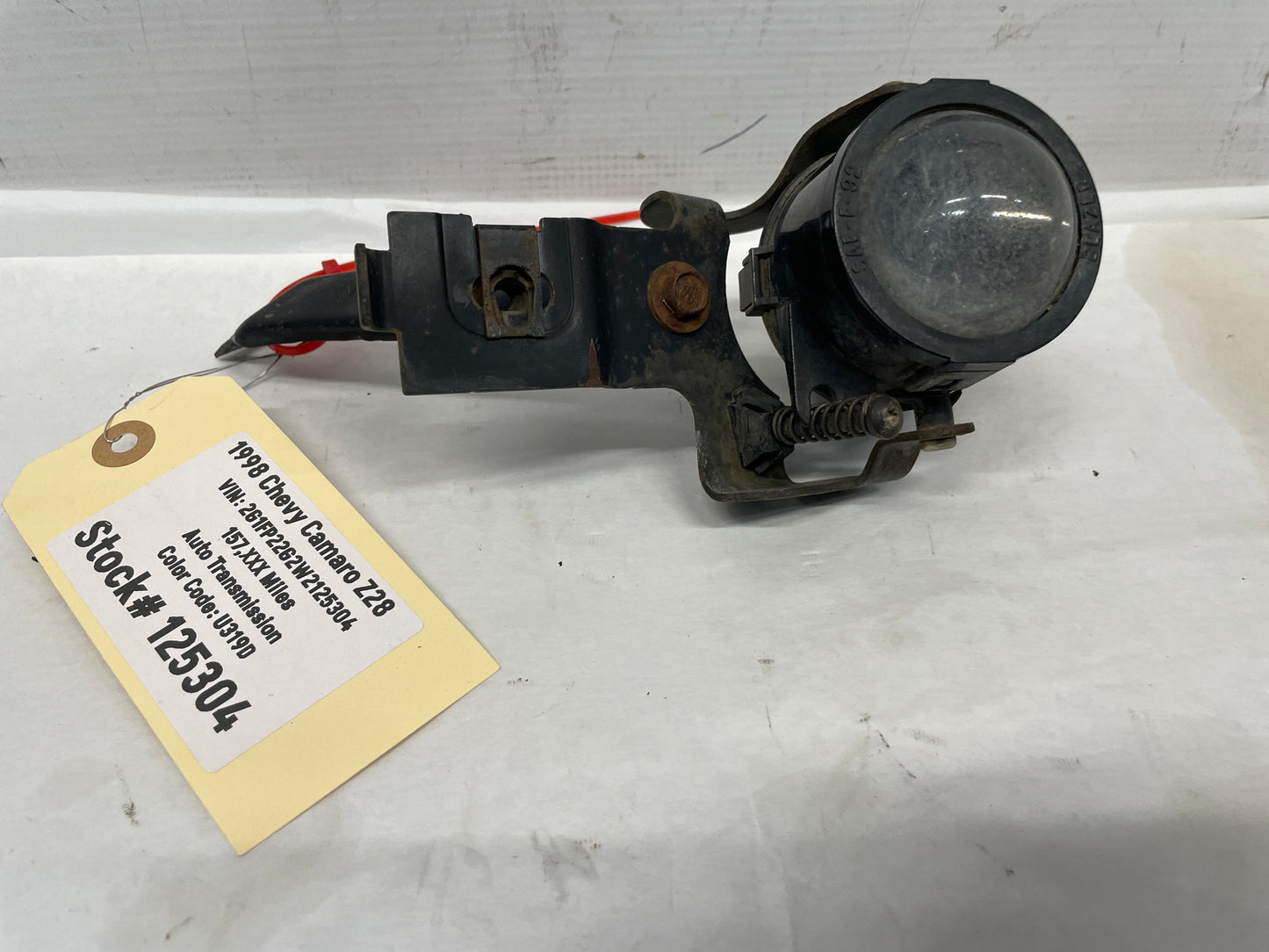 1998 Chevy Camaro Z28 RH Passenger Fog Light Lamp OEM - Day's Parts Yard