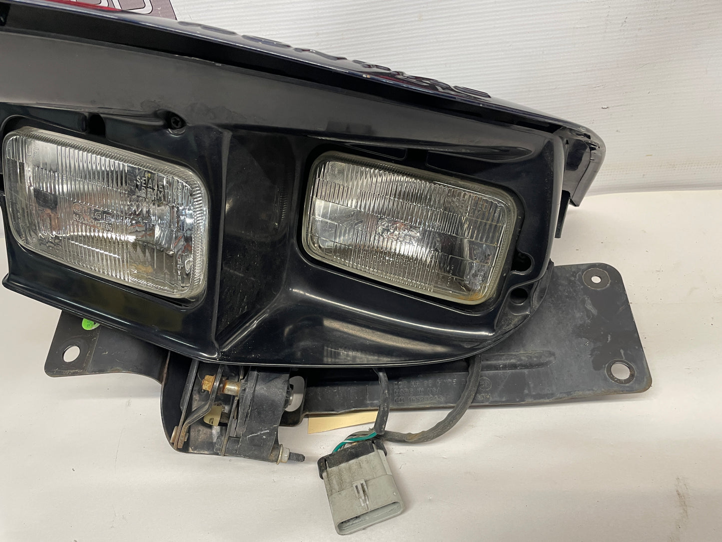 1998 Pontiac Firebird Formula Trans Am LH Driver Head Light w/ Motor OEM - Day's Parts Yard