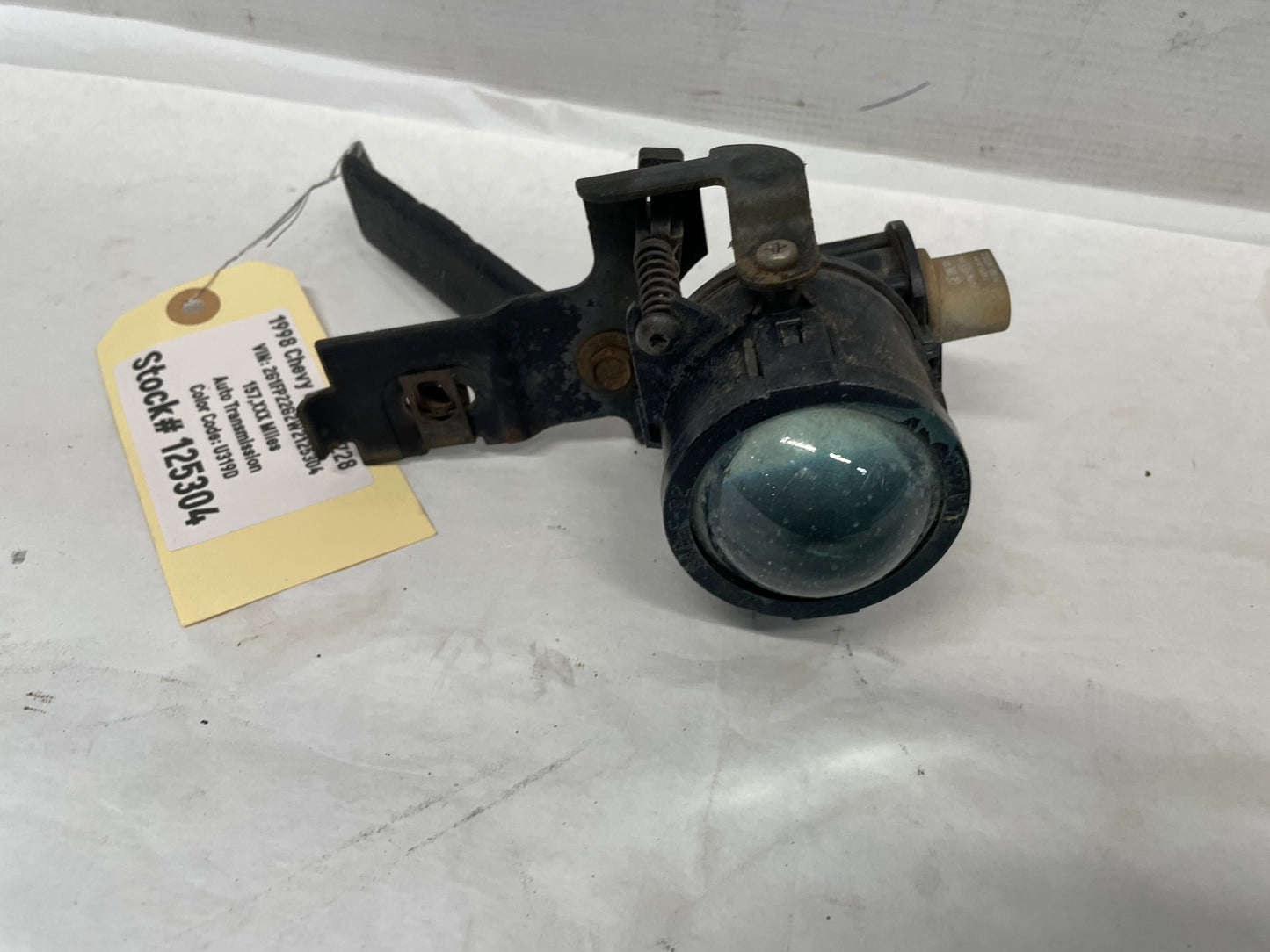 1998 Chevy Camaro Z28 LH Driver Fog Light Lamp OEM - Day's Parts Yard