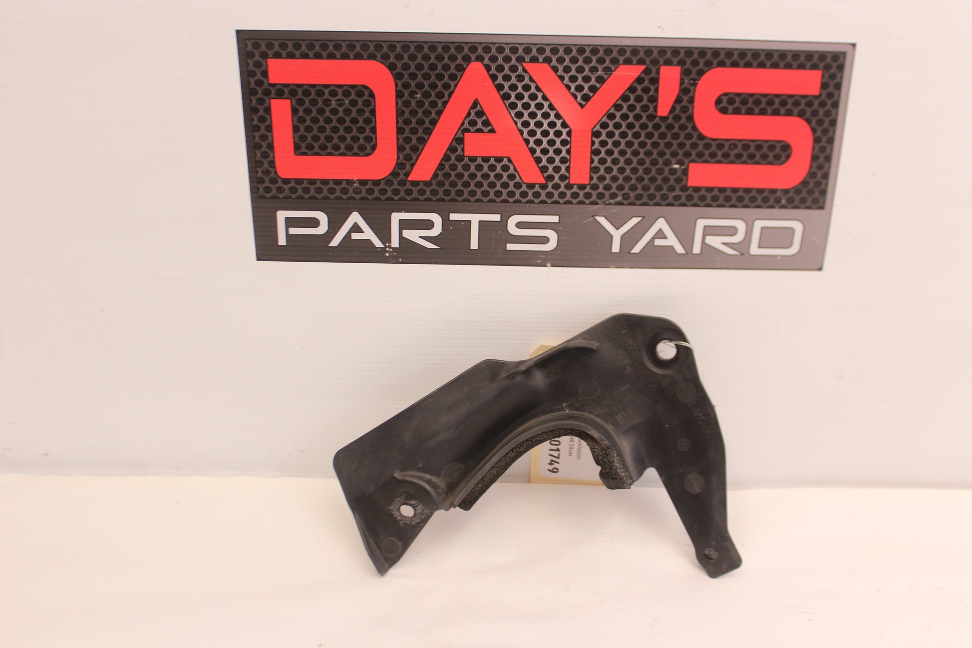 2017 Chevy SS Sedan Splash Shield Radiator Support Air Inlet Baffle OEM - Day's Parts Yard