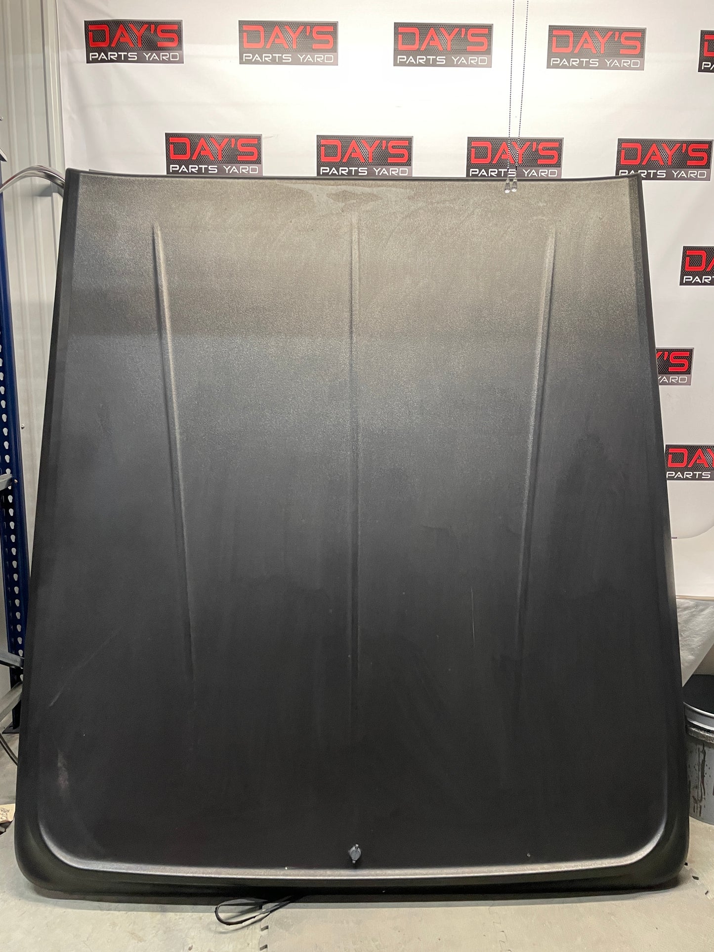 2009 GMC Sierra 2500HD SLT Tonneau Hard Cover w/ Hardware OEM LOCAL PICK UP - Day's Parts Yard