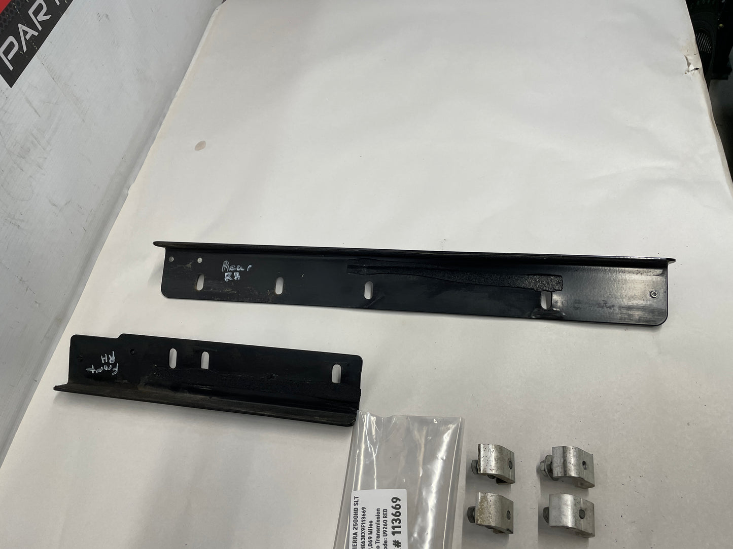 2009 GMC Sierra 2500HD SLT Tonneau Hard Cover w/ Hardware OEM LOCAL PICK UP - Day's Parts Yard