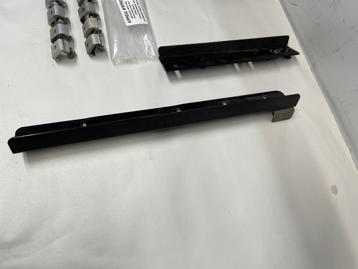 2009 GMC Sierra 2500HD SLT Tonneau Hard Cover w/ Hardware OEM LOCAL PICK UP - Day's Parts Yard