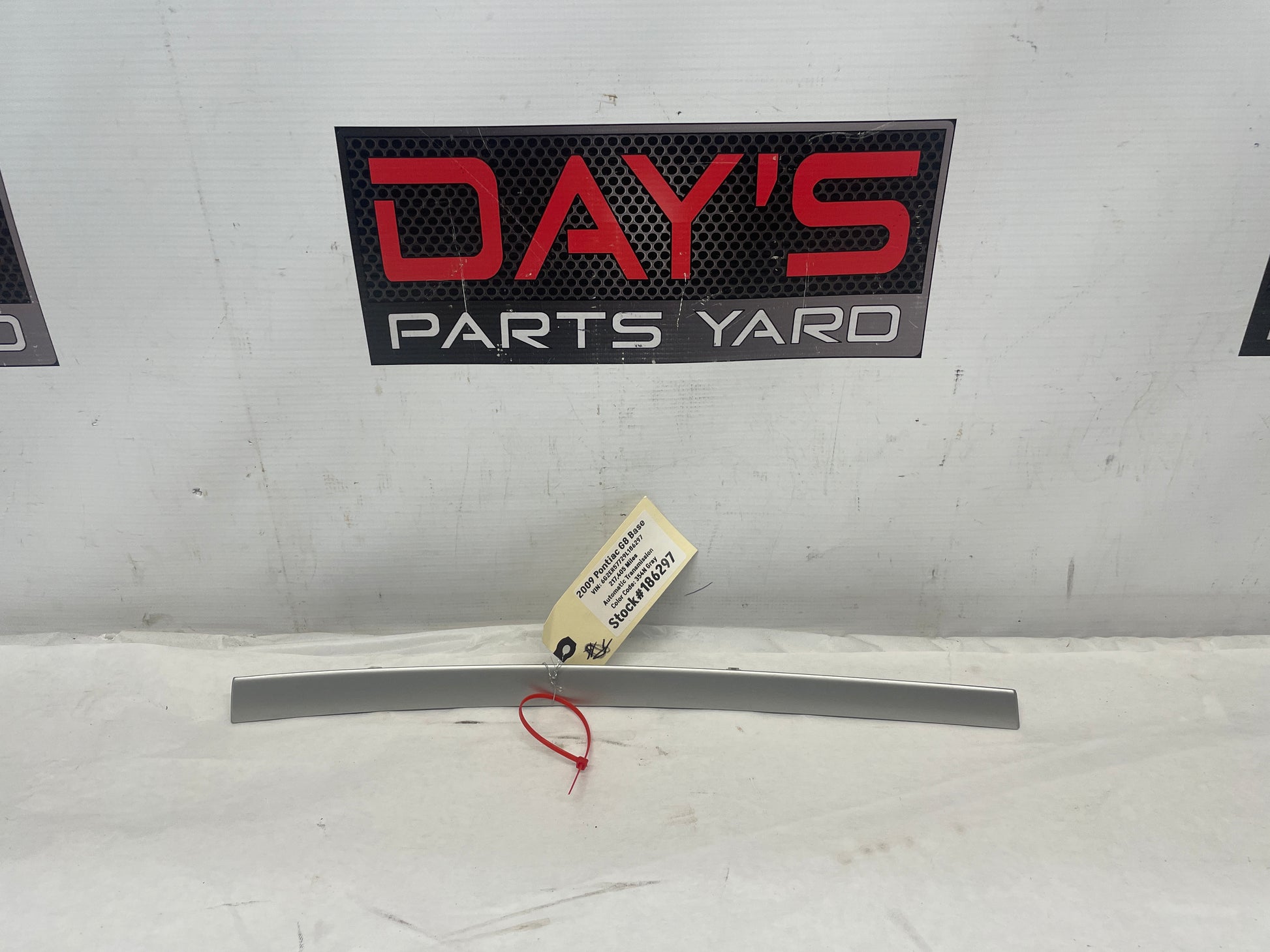 2009 Pontiac G8 Base RH Passenger Silver Dash Trim OEM - Day's Parts Yard