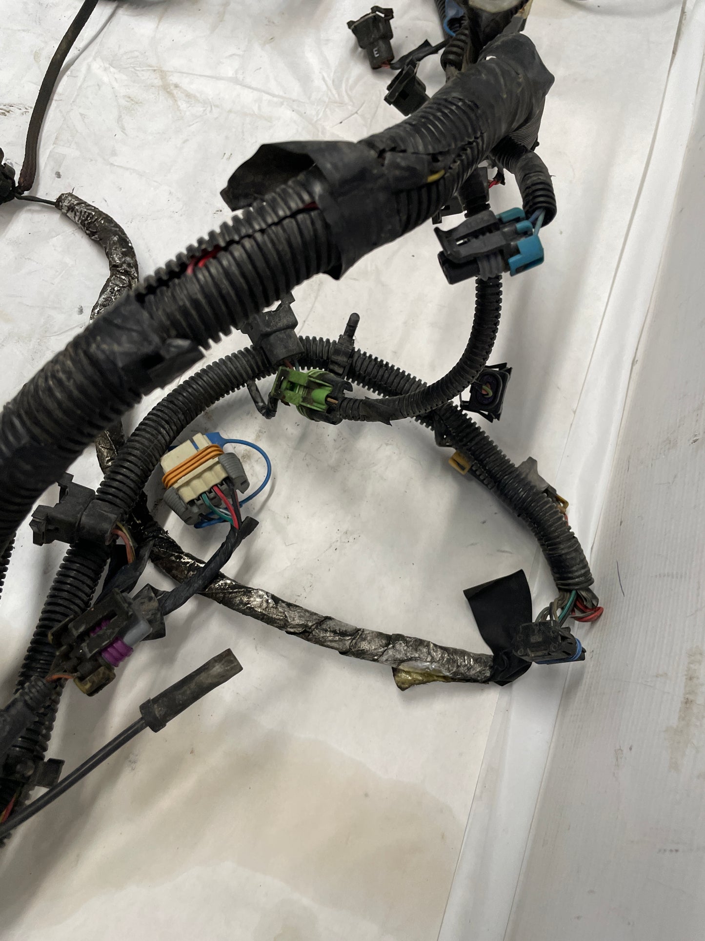 1998 Chevy Camaro Z28 Engine Motor Auto Transmission Wire Wiring Harness OEM - Day's Parts Yard