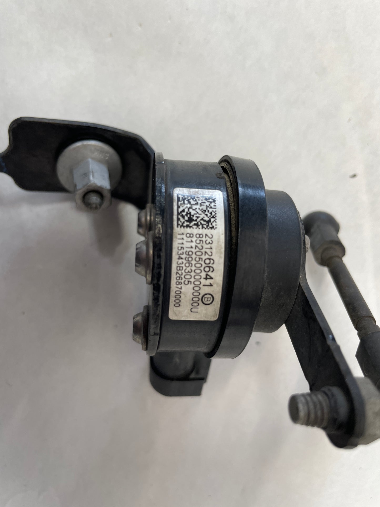 2016 Cadillac ATS-V Coupe Front Suspension Ride Height Leveling Sensors OEM - Day's Parts Yard