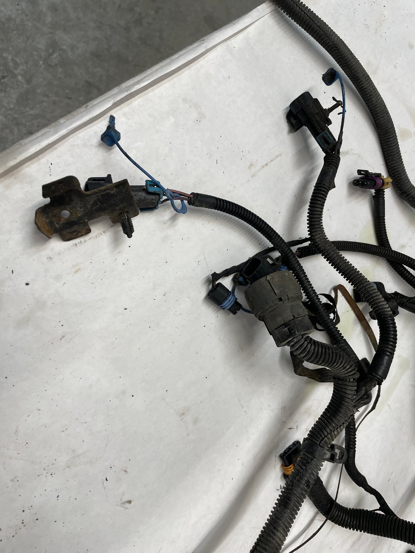 1998 Chevy Camaro Z28 Engine Motor Auto Transmission Wire Wiring Harness OEM - Day's Parts Yard