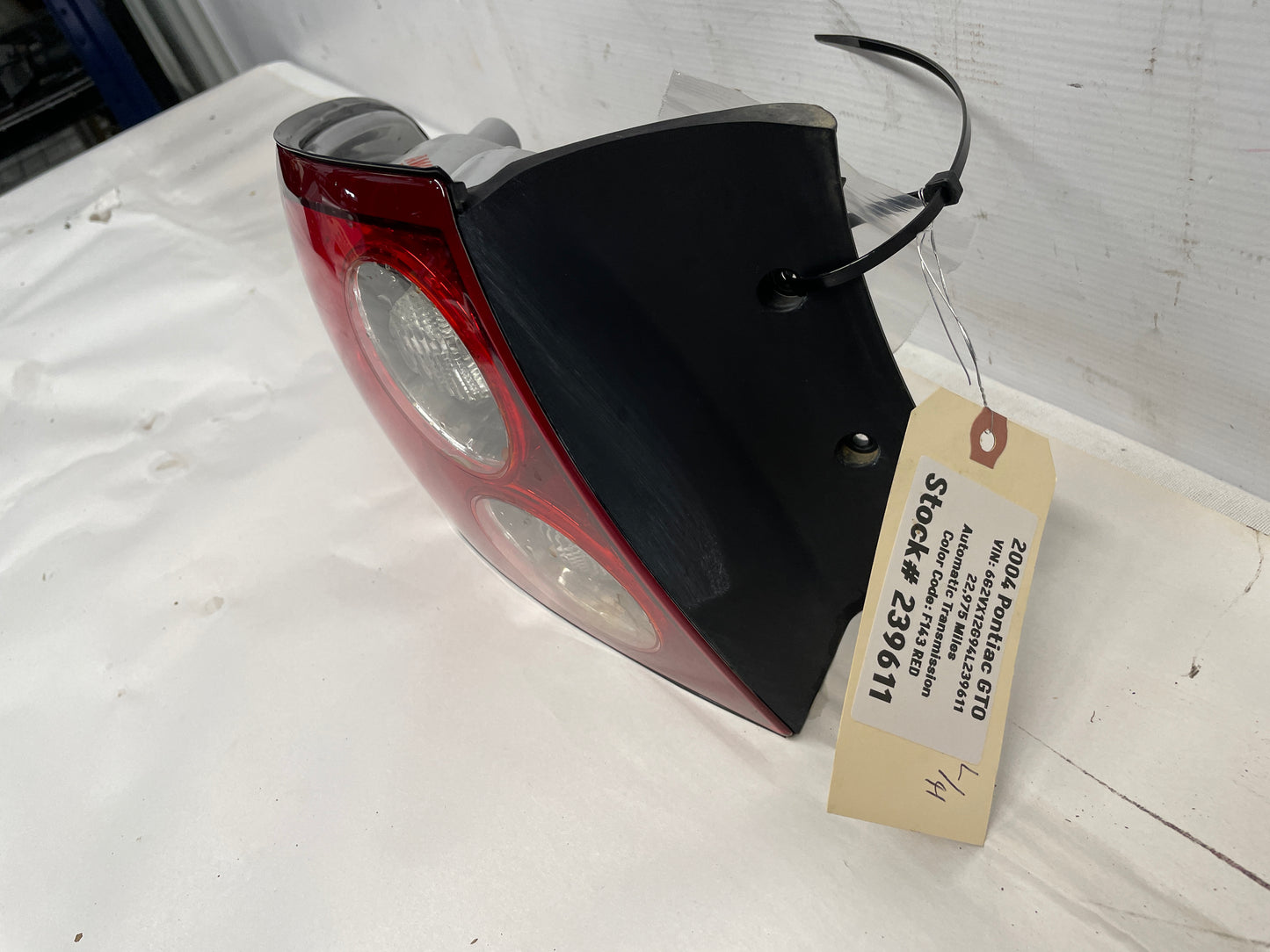 2004 Pontiac GTO LH Driver Tail Light Taillight Lamp OEM - Day's Parts Yard