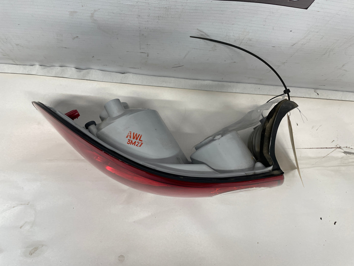 2004 Pontiac GTO LH Driver Tail Light Taillight Lamp OEM - Day's Parts Yard