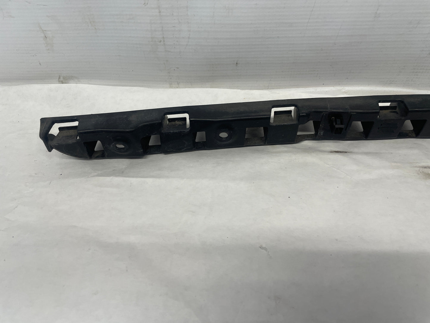 2010 Chevy Camaro SS Rear Bumper Cover Upper Center Support Bracket OEM - Day's Parts Yard