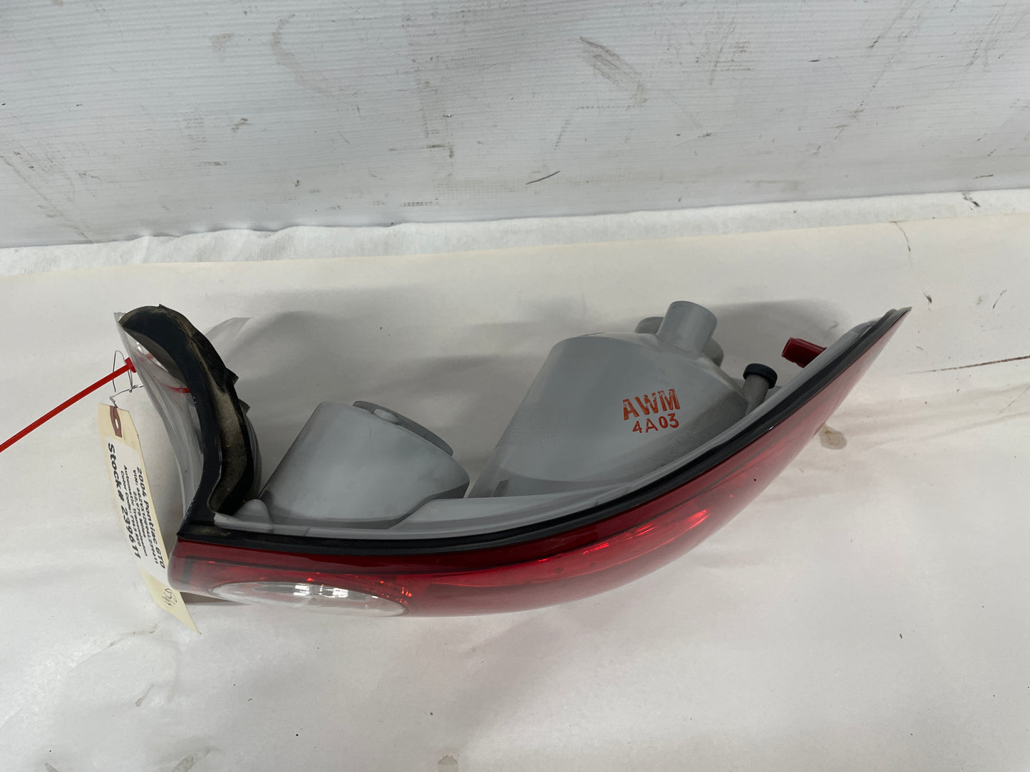 2004 Pontiac GTO RH Passenger Tail Light Taillight Lamp OEM - Day's Parts Yard