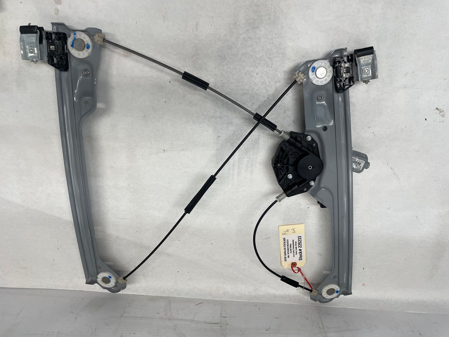 2018 Cadillac Escalade RH Passenger Front Window Regulator w/ Motor OEM - Day's Parts Yard