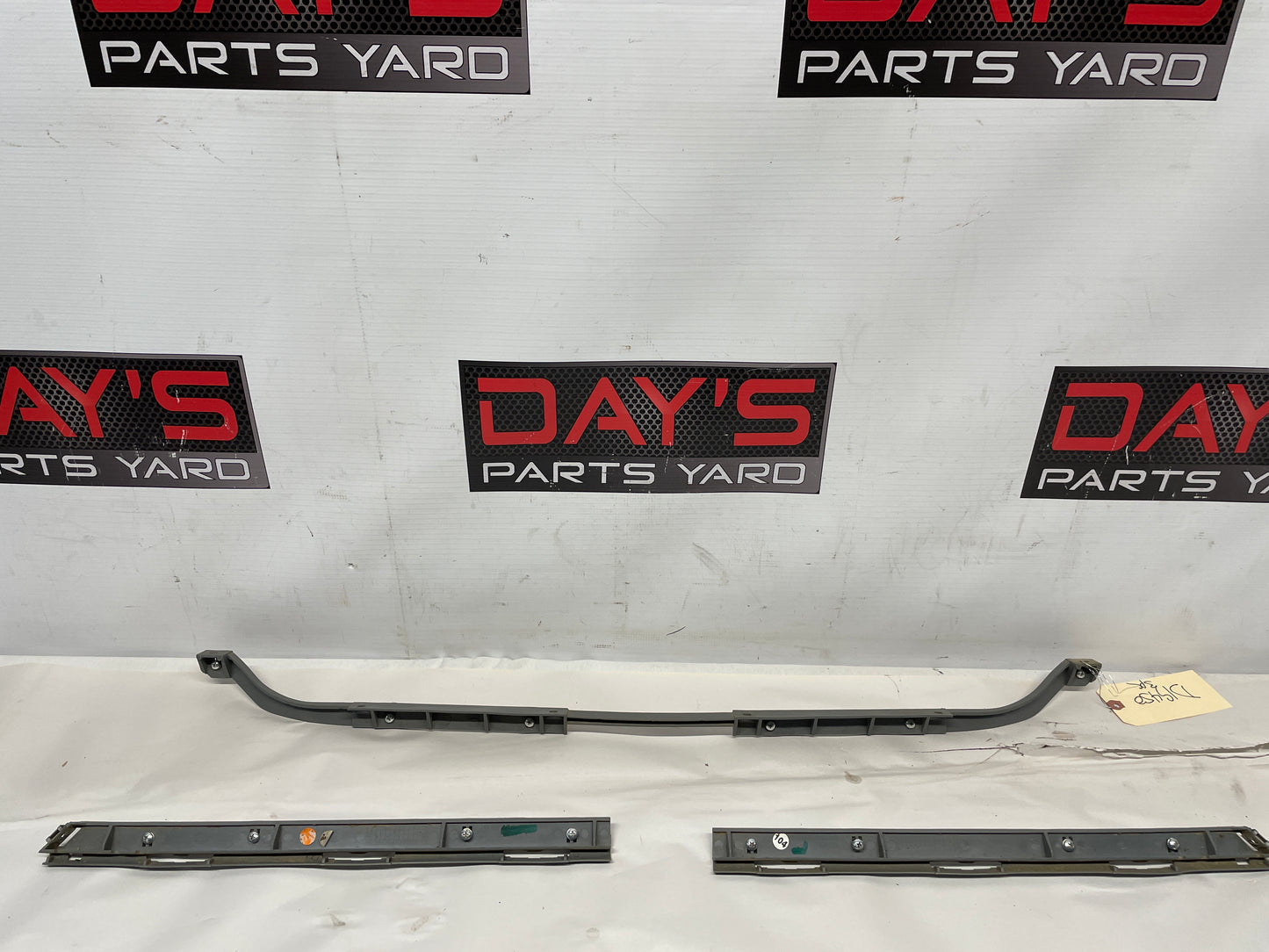 2004 Pontiac GTO Rear Bumper Bracket Guide Set OEM - Day's Parts Yard