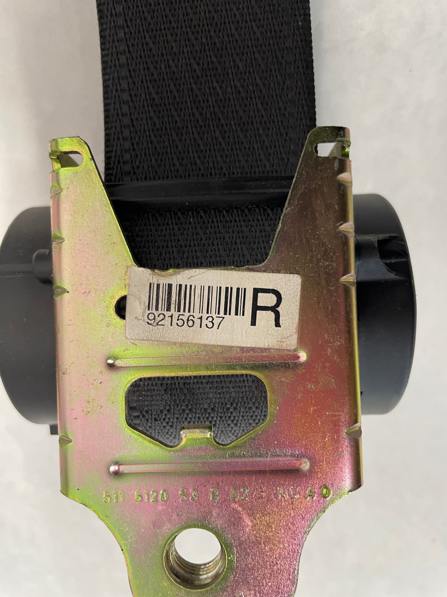 2006 Pontiac GTO RH & LH Front Seatbelt Retractors Set OEM - Day's Parts Yard