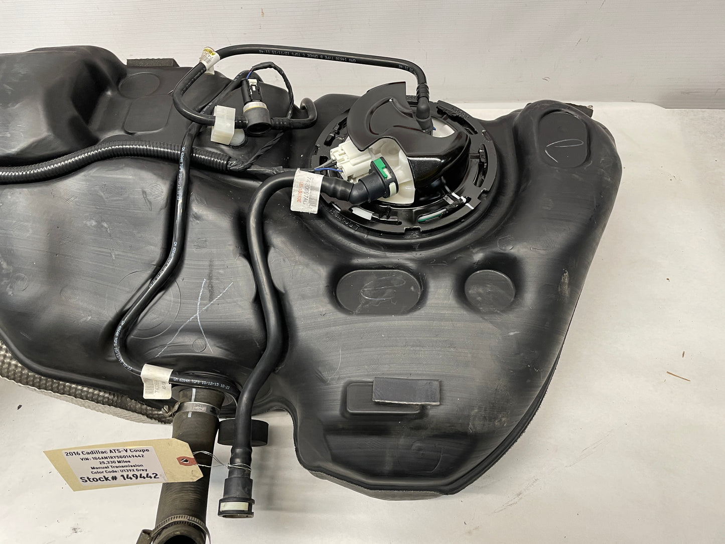 2016 Cadillac ATS-V Coupe Complete Fuel Gas Tank w/ Pumps OEM - Day's Parts Yard