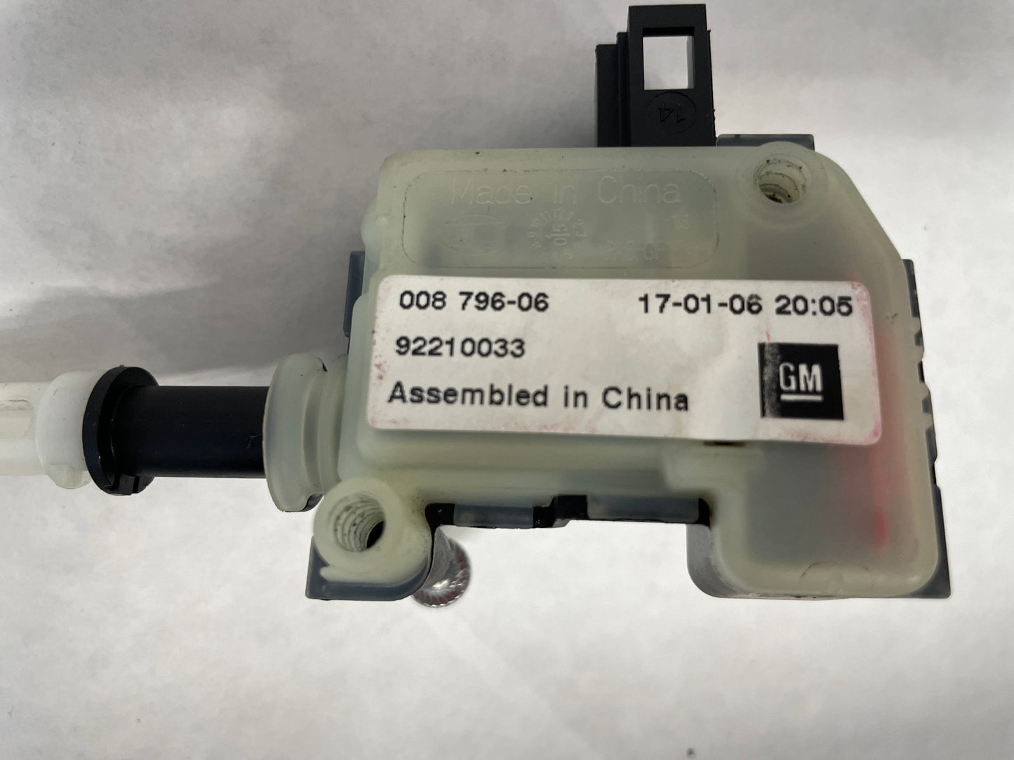 2006 Pontiac GTO Trunk Deck Lid Lock Actuator w/ Linkage OEM - Day's Parts Yard