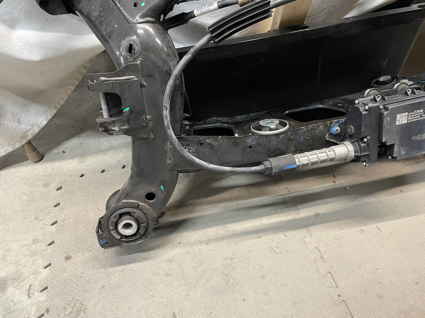 2016 Cadillac ATS-V Coupe Rear Suspension Cradle K Member Sub Frame OEM - Day's Parts Yard