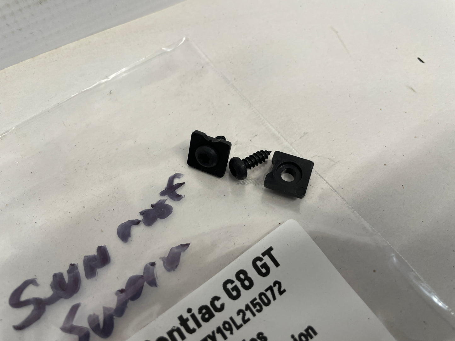 2009 Pontiac G8 GT Sun Moon Roof Sunroof Moonroof Hardware Screws OEM - Day's Parts Yard