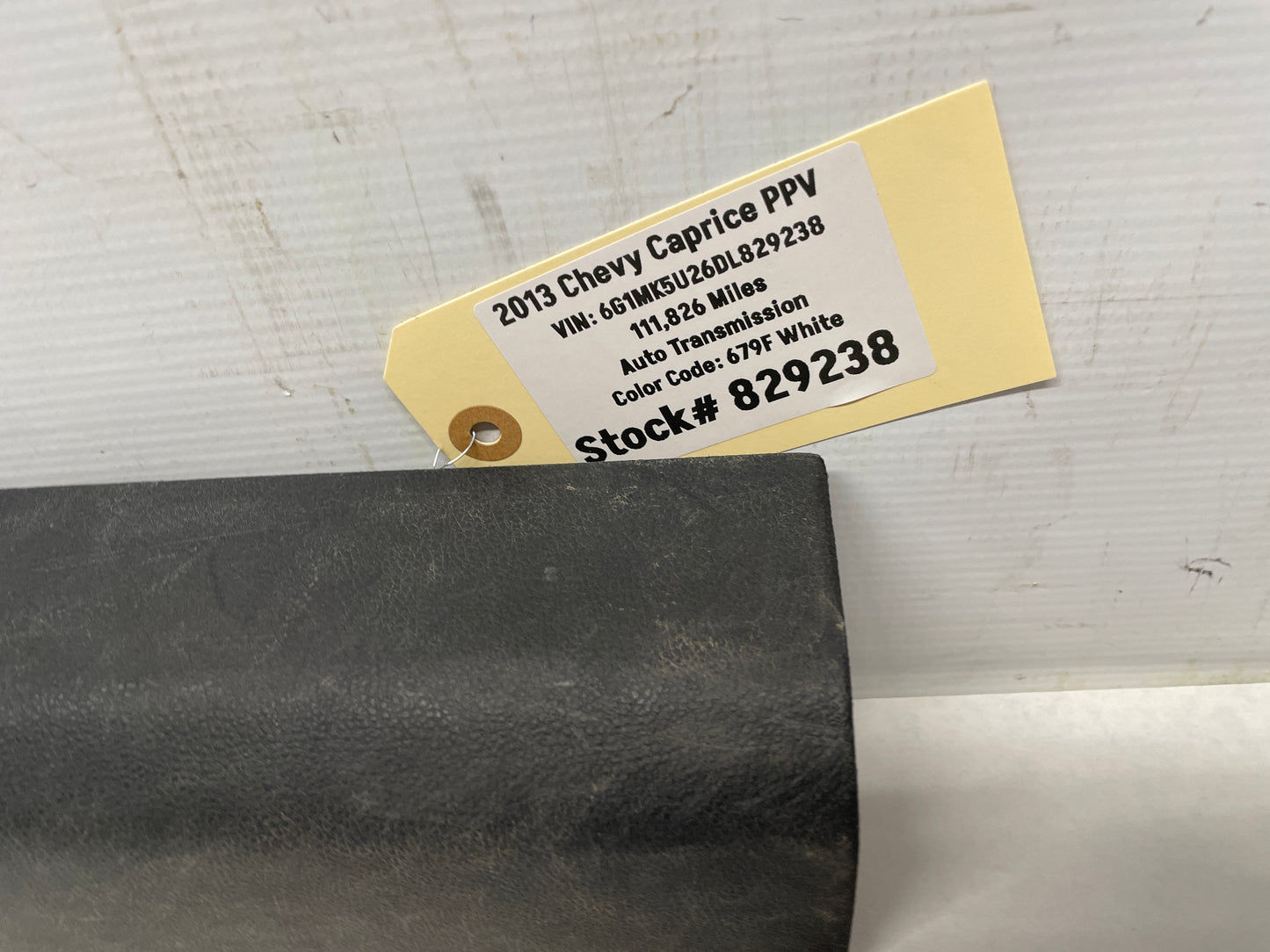 2013 Chevy Caprice PPV RH Passenger Front Door Sill Kick Panel Scuff Plate Trim Molding OEM - Day's Parts Yard