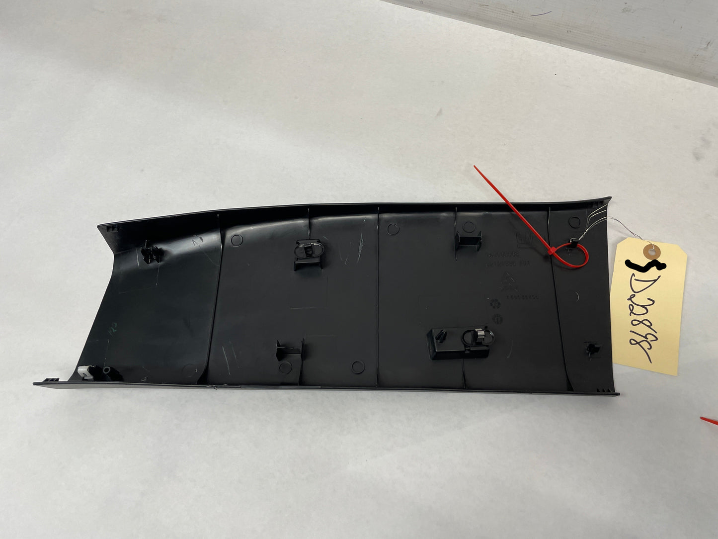 2013 Chevy Caprice PPV RH Passenger Lower Interior B Pillar Trim Molding Cover Panel OEM - Day's Parts Yard
