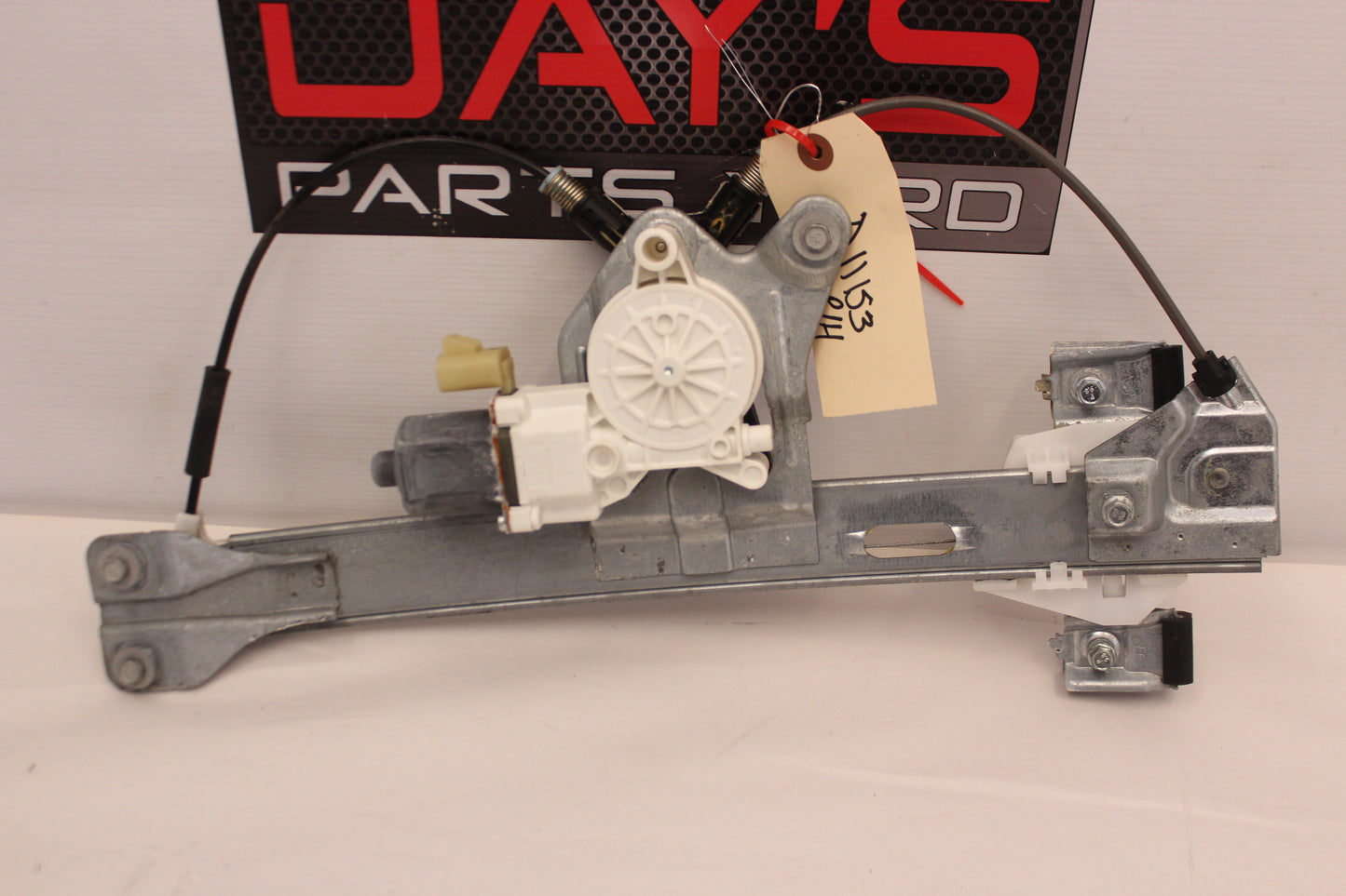 2013 Cadillac CTS-V Sedan Rear RH Passenger Window Regulator Motor OEM - Day's Parts Yard