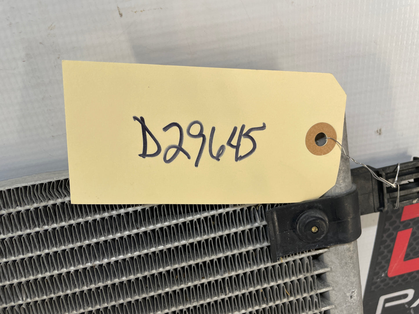 2005 Pontiac GTO AC Air Conditioner Conditioning Condenser OEM