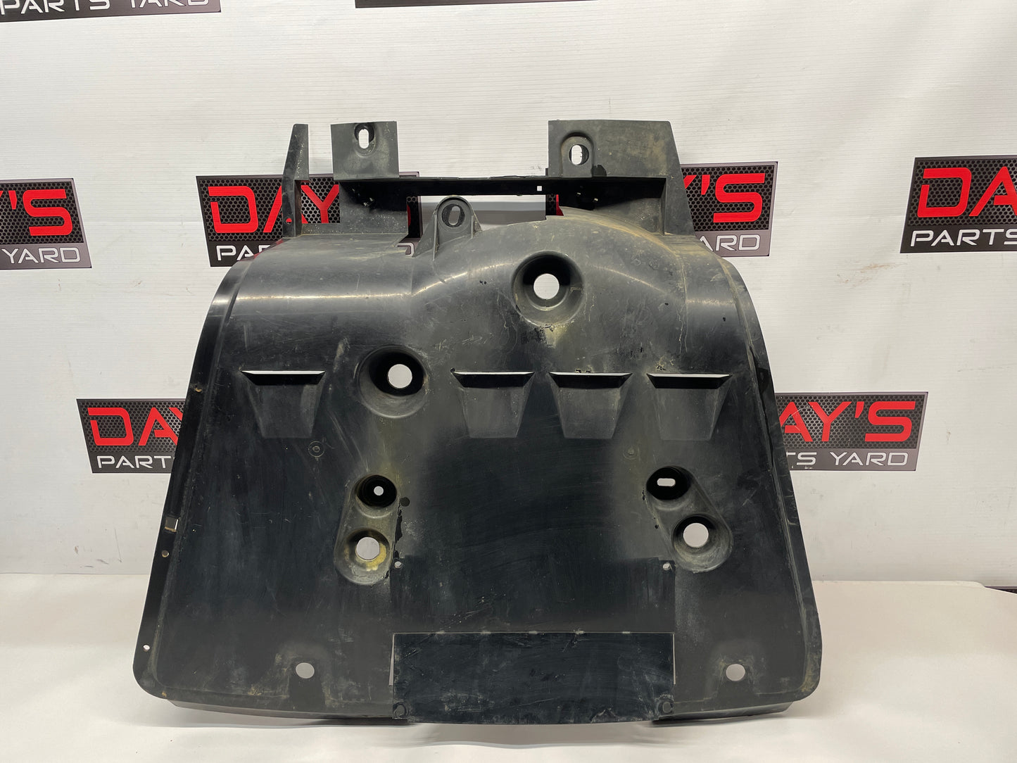 2004 Pontiac GTO Rear Air Deflector Differential Center Lower Body Cover OEM - Day's Parts Yard