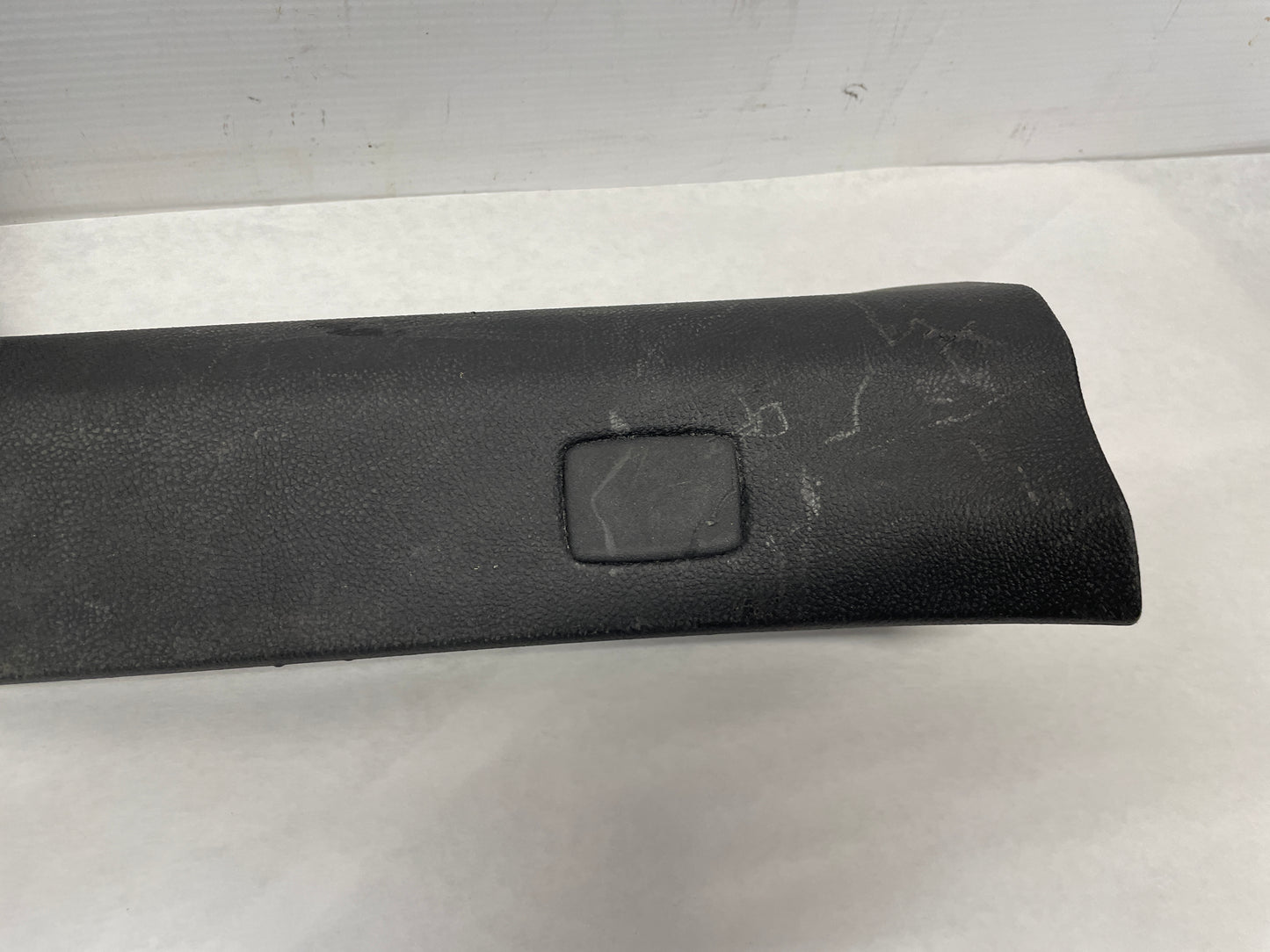 2013 Chevy Caprice PPV RH & LH Rear Door Carpet Retainer Sill Trim Panel Molding OEM - Day's Parts Yard