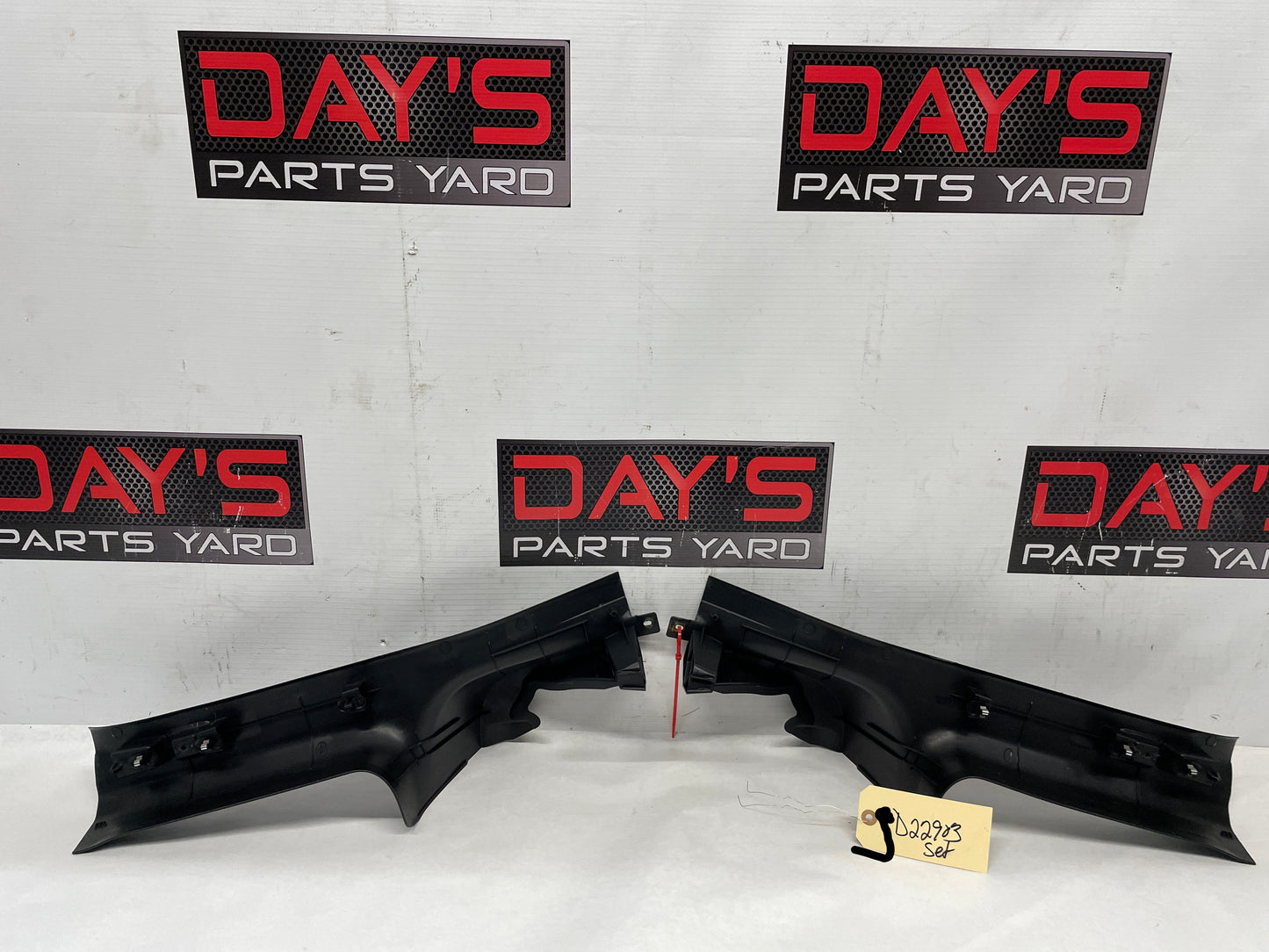 2013 Chevy Caprice PPV RH & LH Rear Door Carpet Retainer Sill Trim Panel Molding OEM - Day's Parts Yard