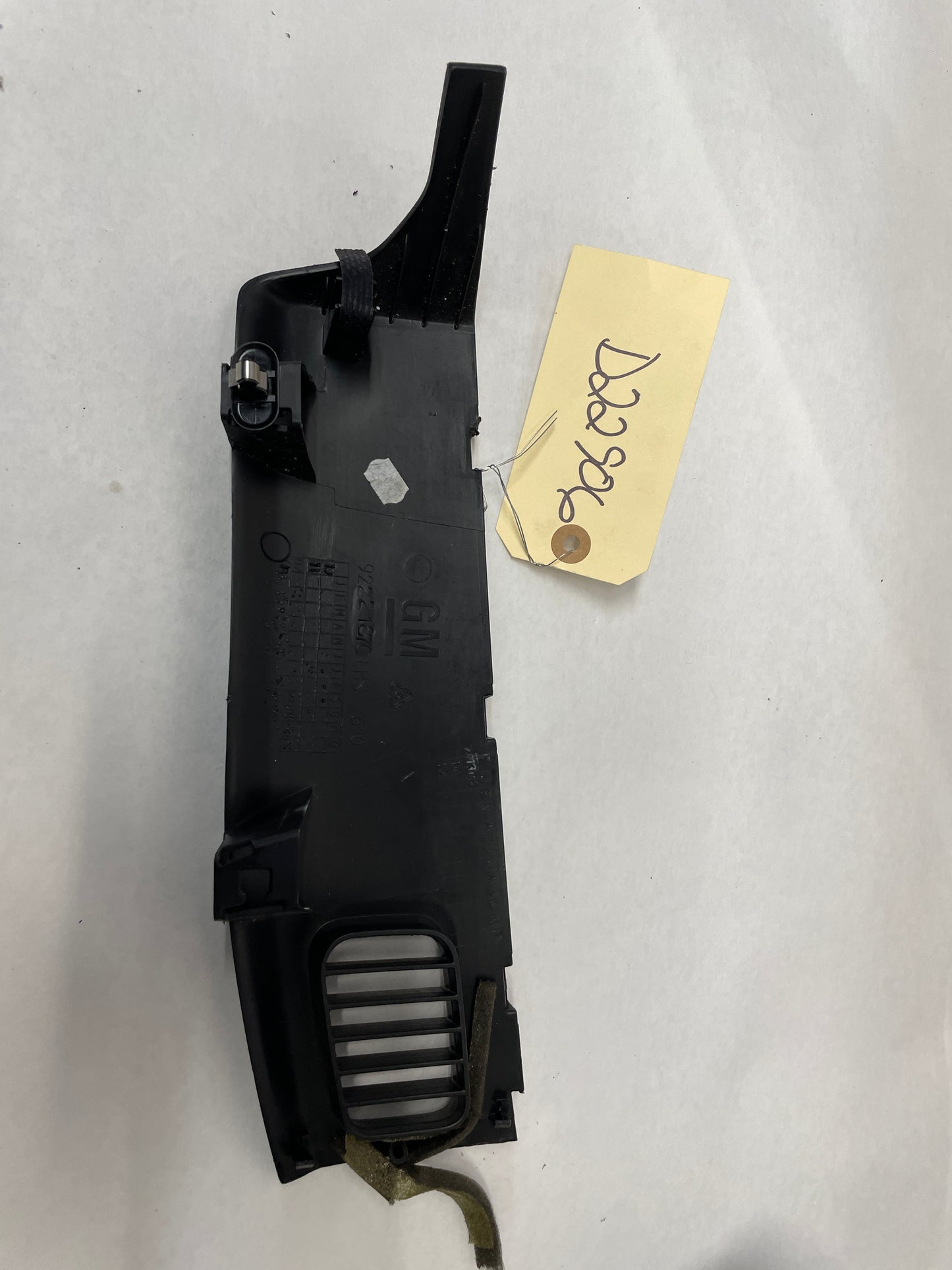 2013 Chevy Caprice PPV LH Driver Dash End Cap Vent Trim OEM - Day's Parts Yard